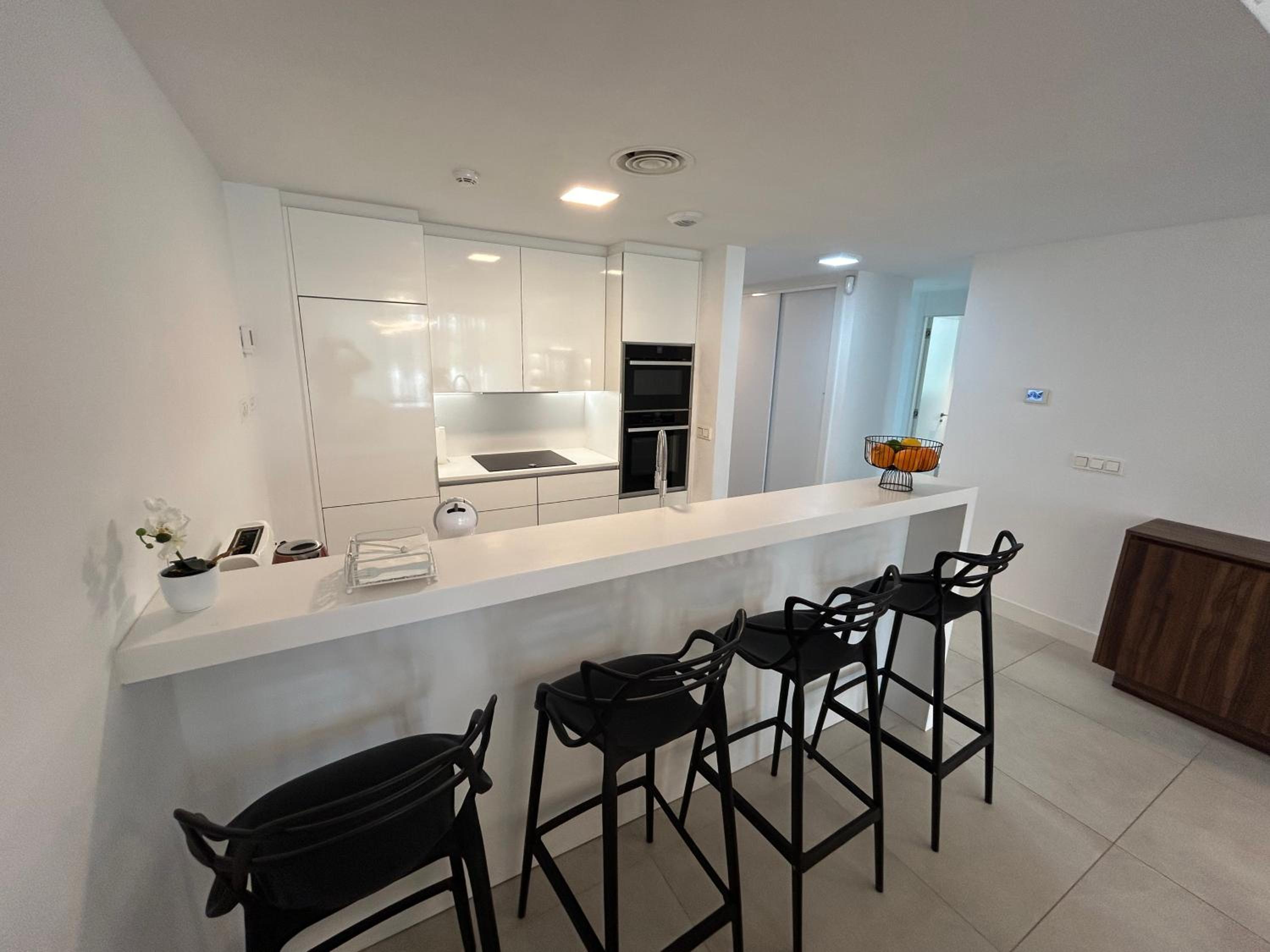 Apartamento con jardin en Cabopino Artola Homes