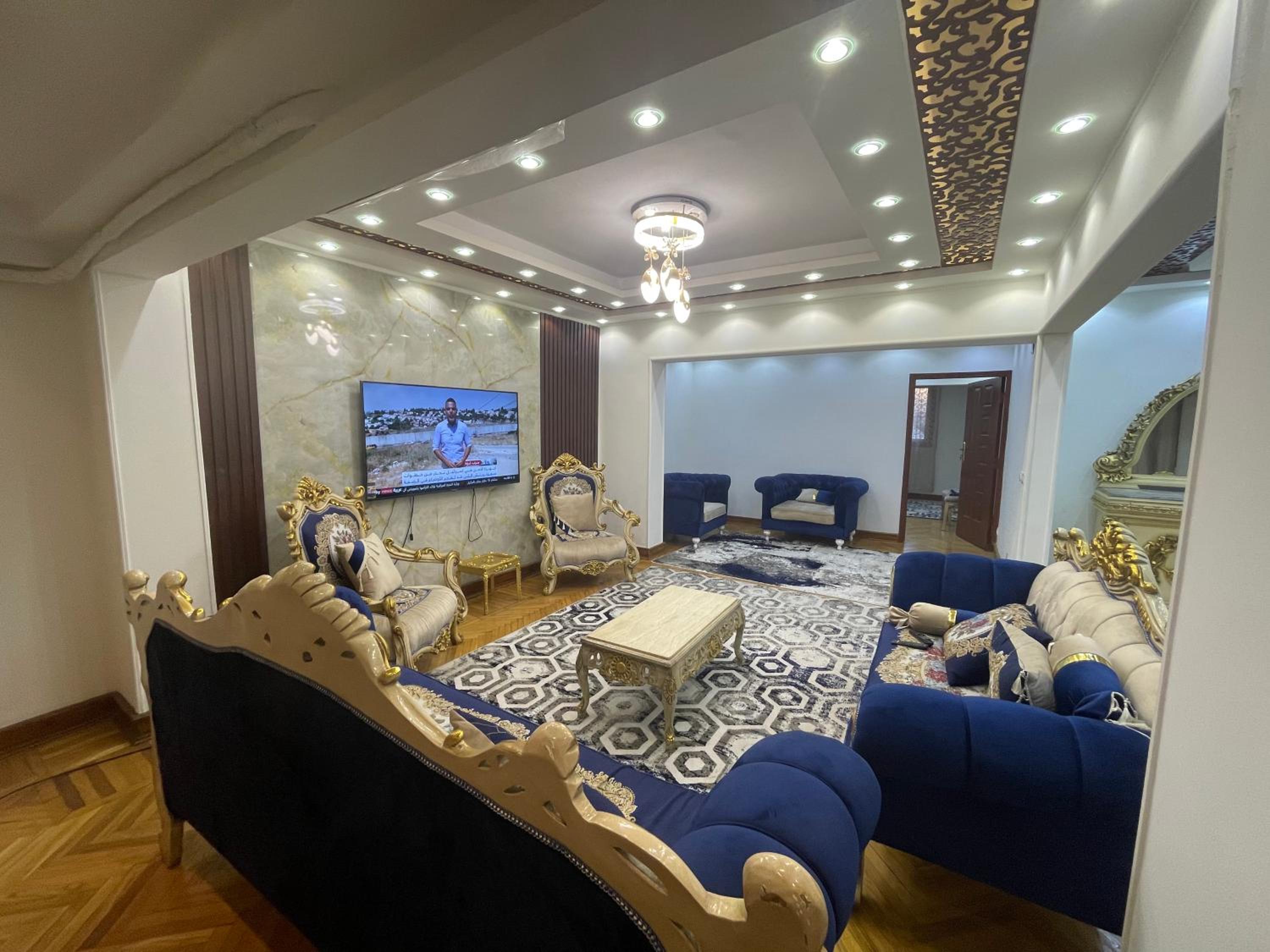 New Modern Luxurious Apartment