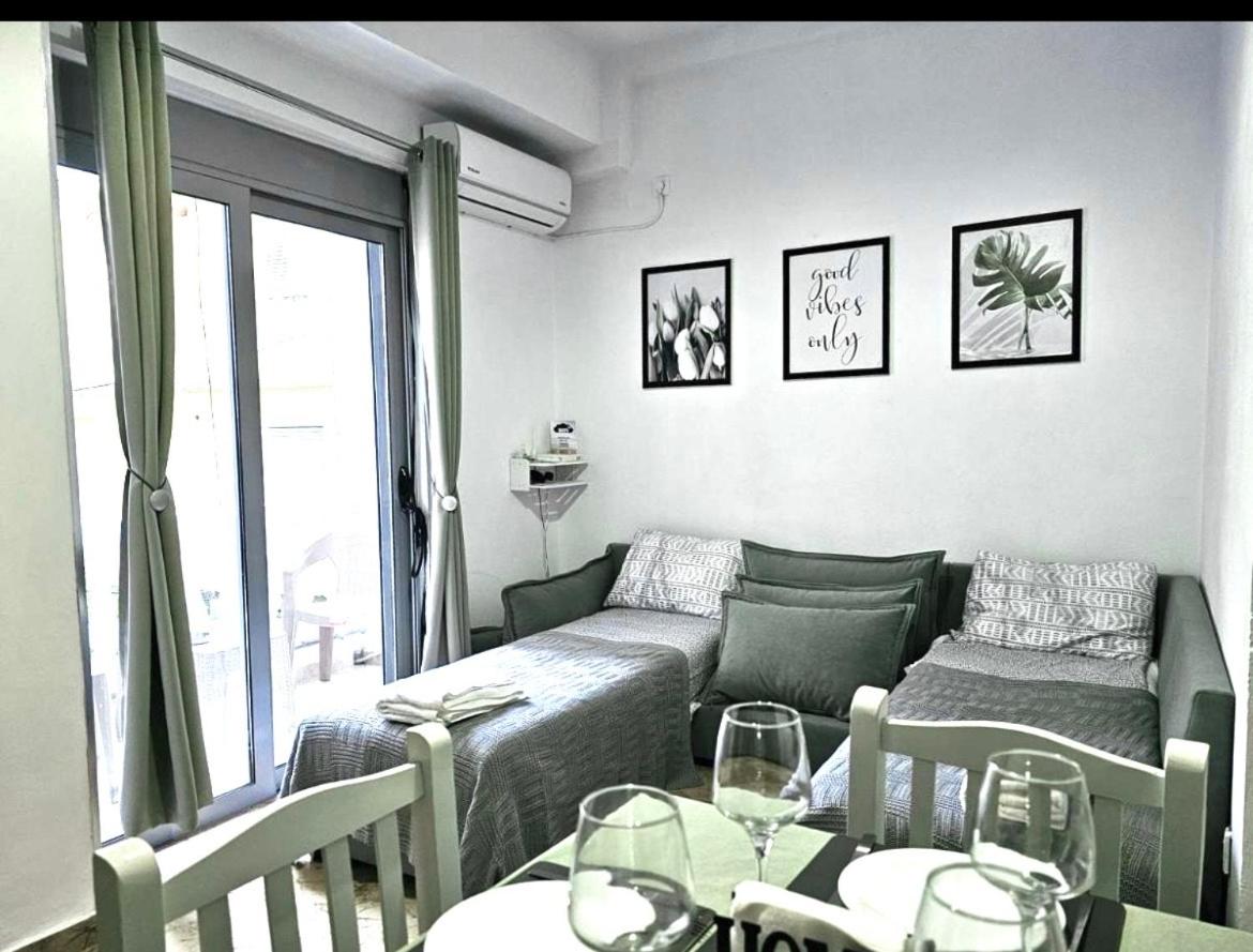 Happy Apartment