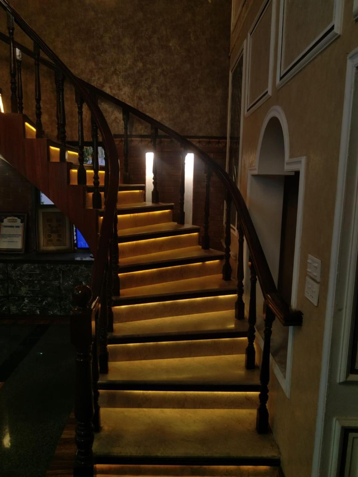 Luxury furnished house view 3