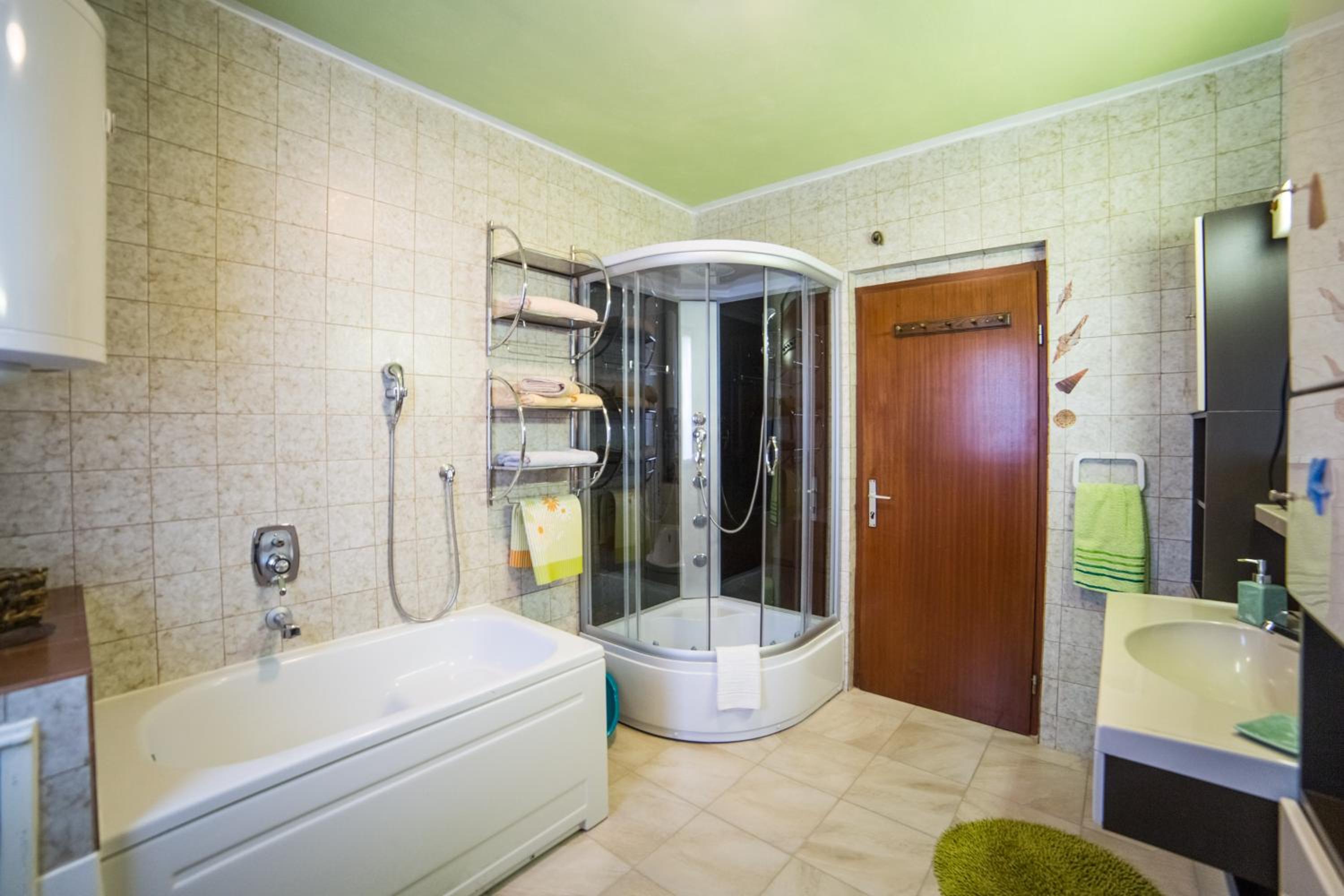 Apartment Mande