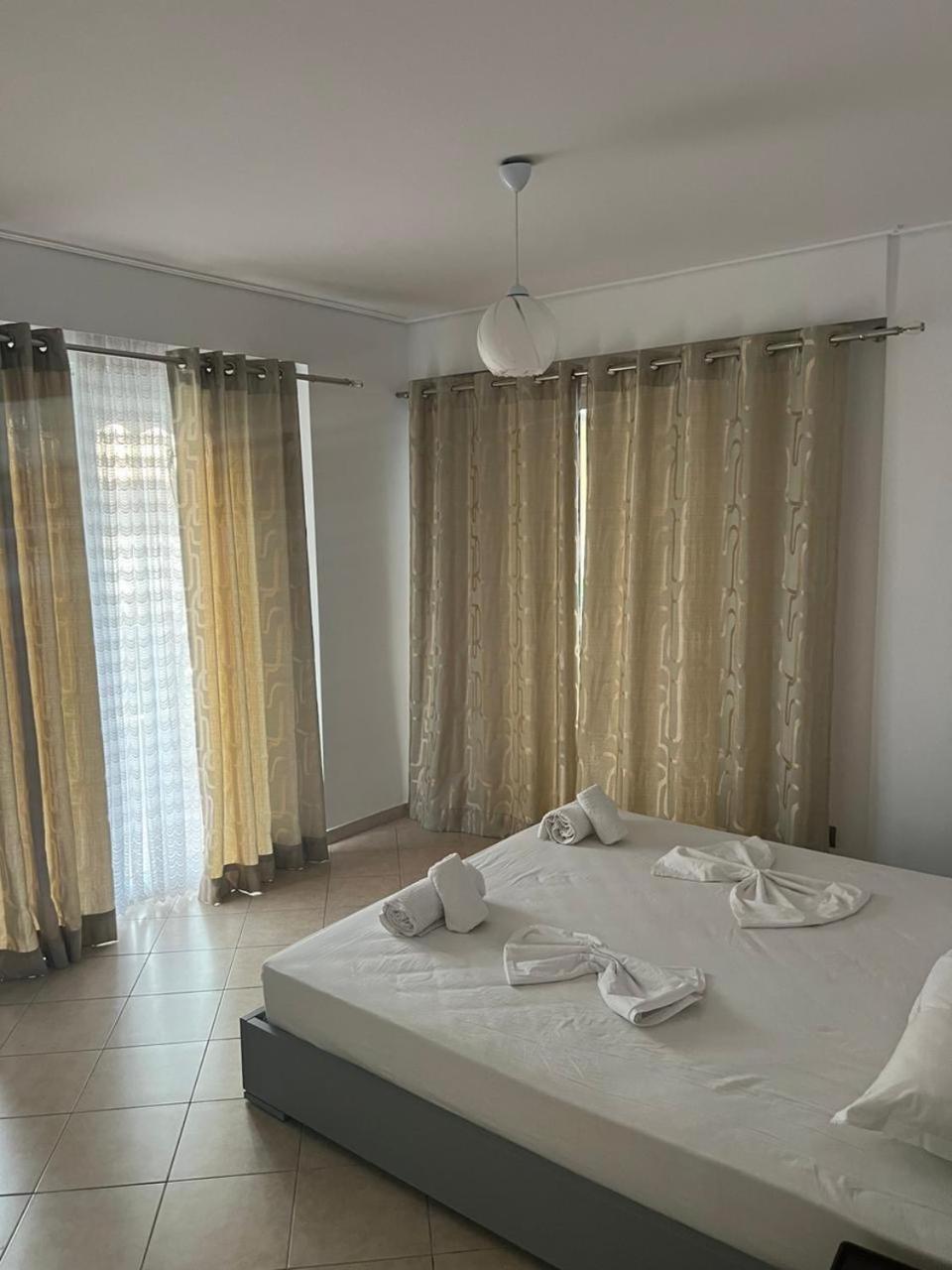 M & A apartment