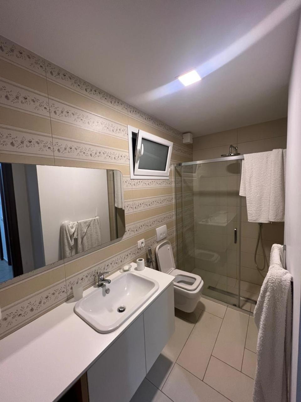 M & A apartment