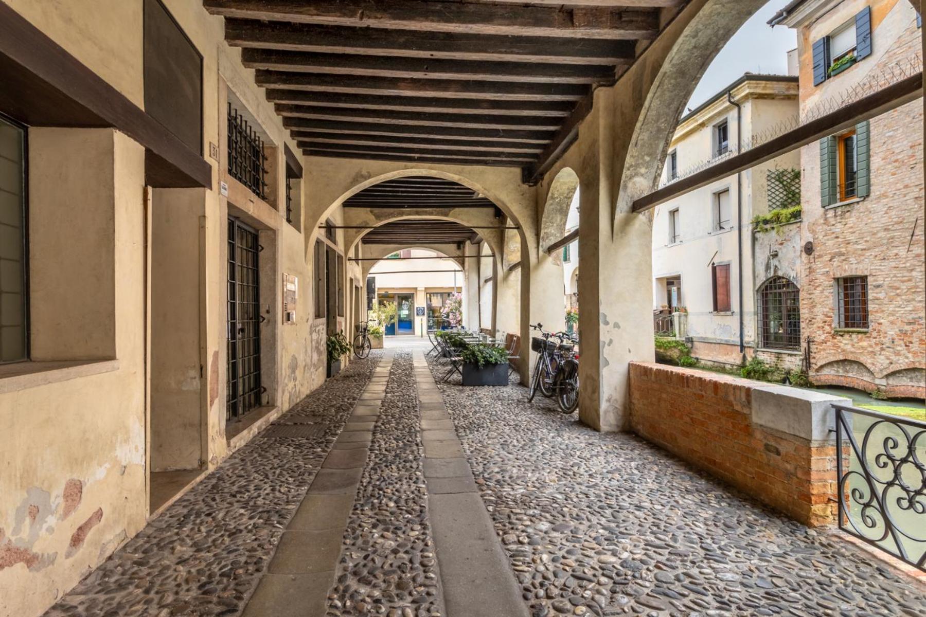 Buranelli33 Riverside view 5