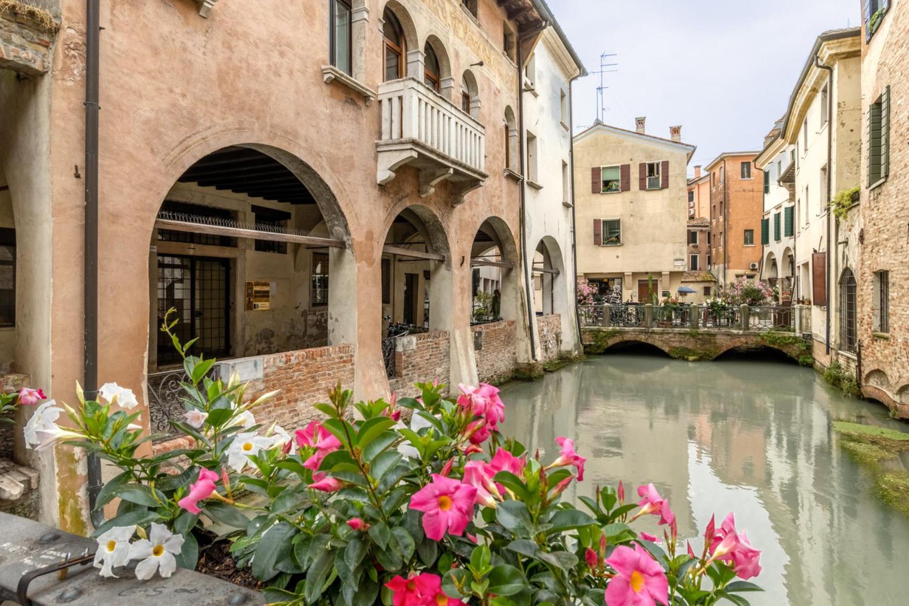 Buranelli33 Riverside view 3