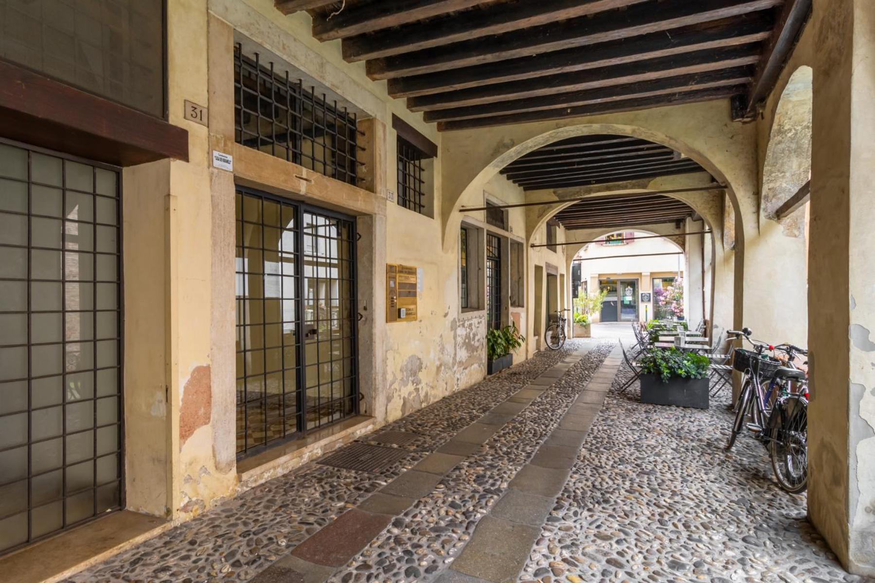 Buranelli33 Riverside view 2