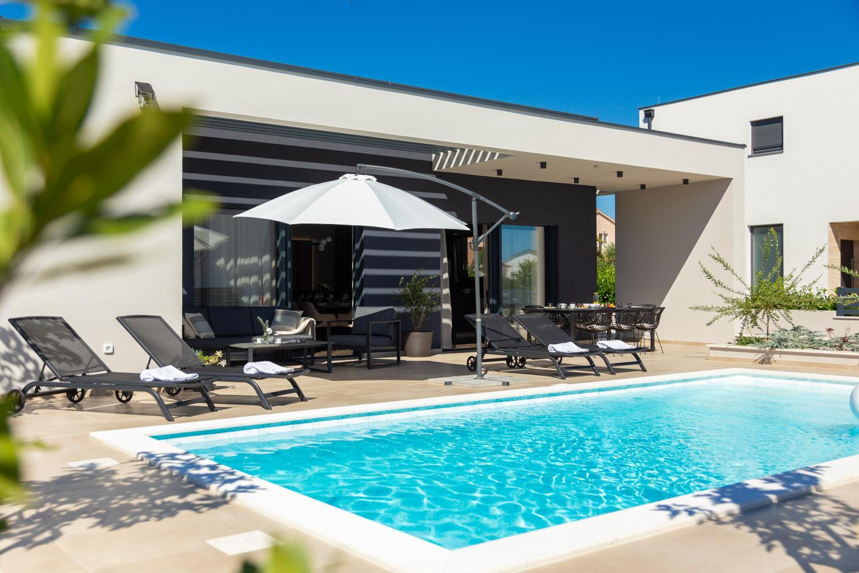 Villa M view 4