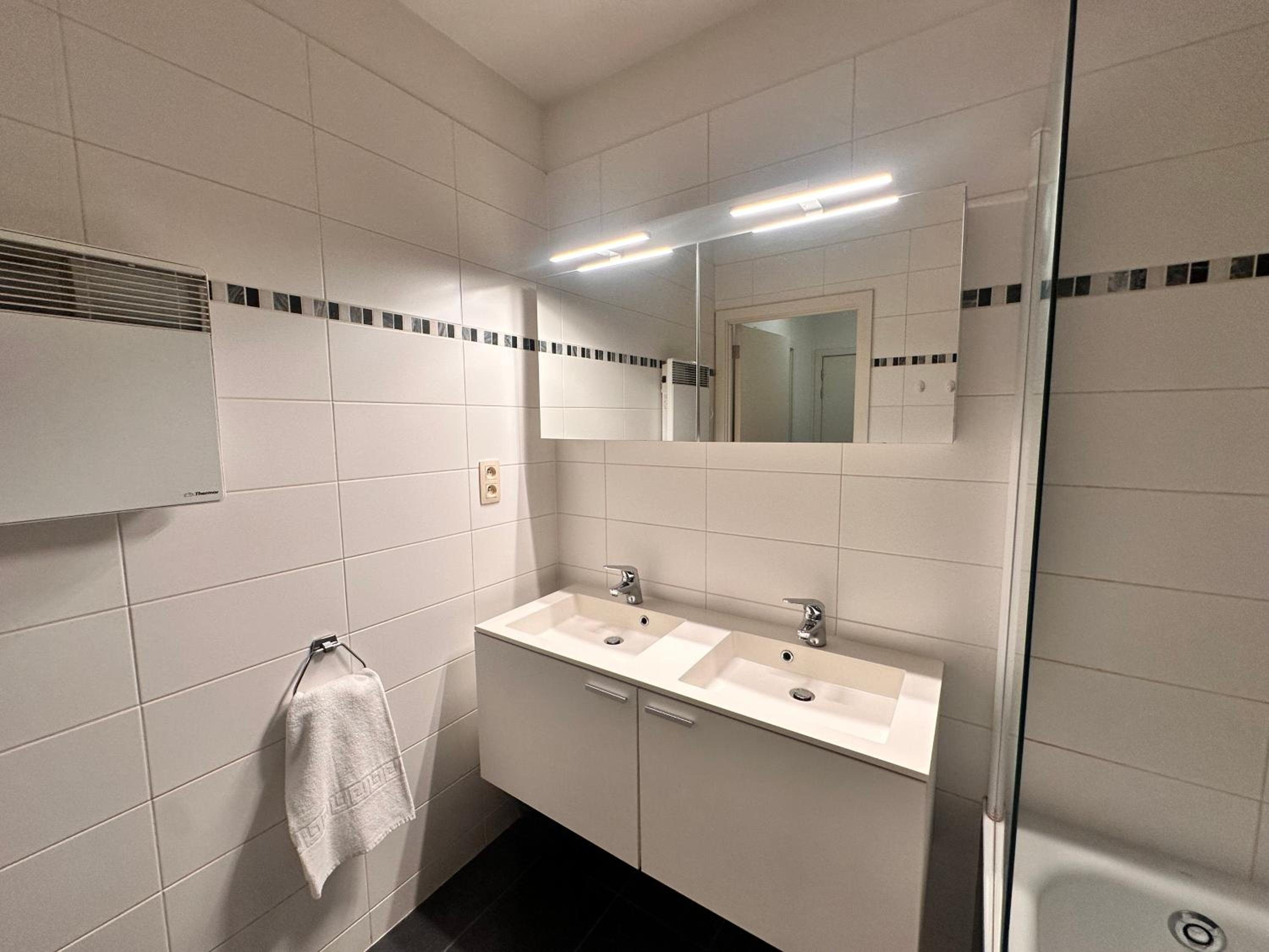 Cosy 2 Bedroom Apartment in City Center