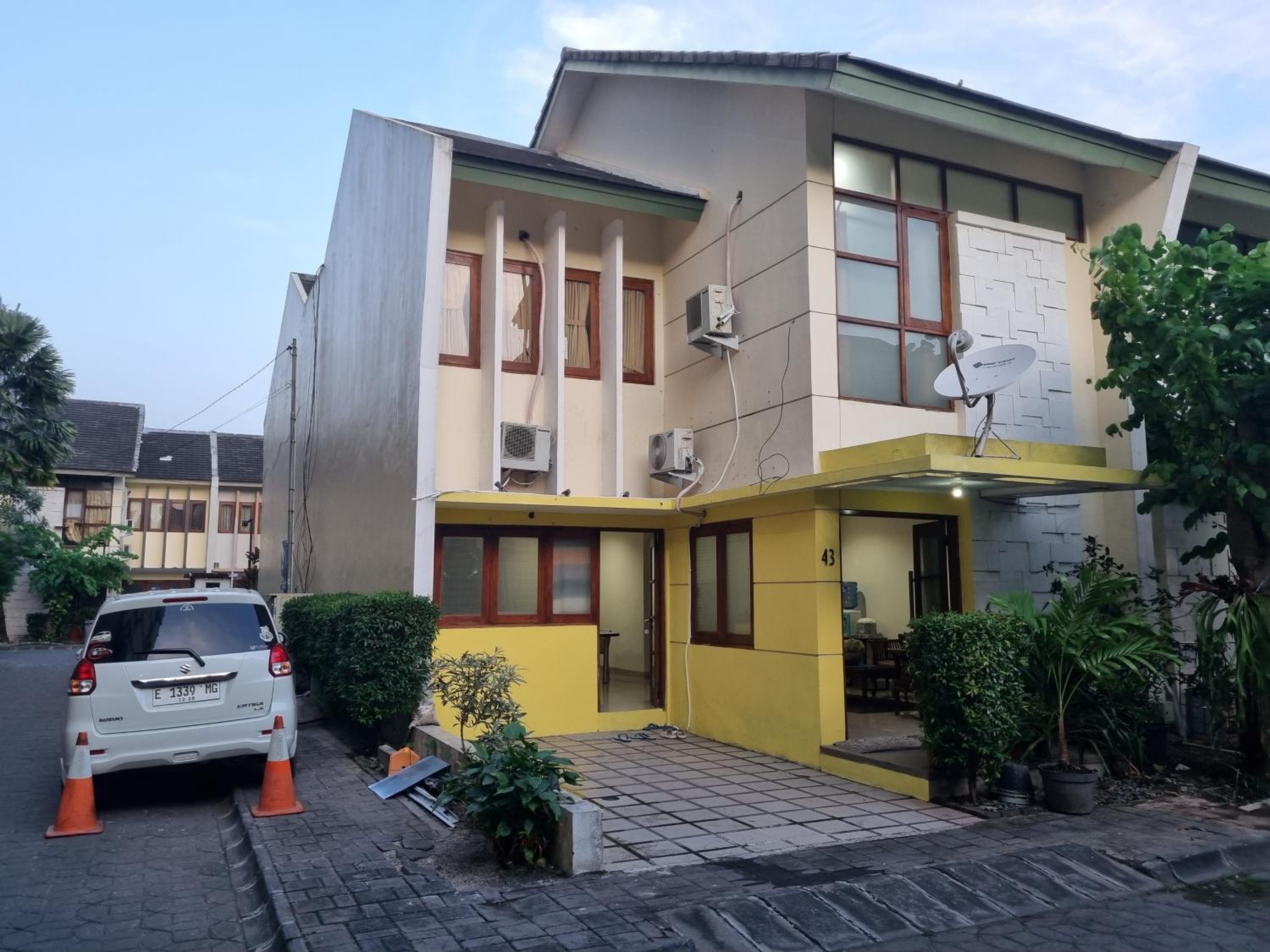 Awana AT 43 Near Malioboro view 5
