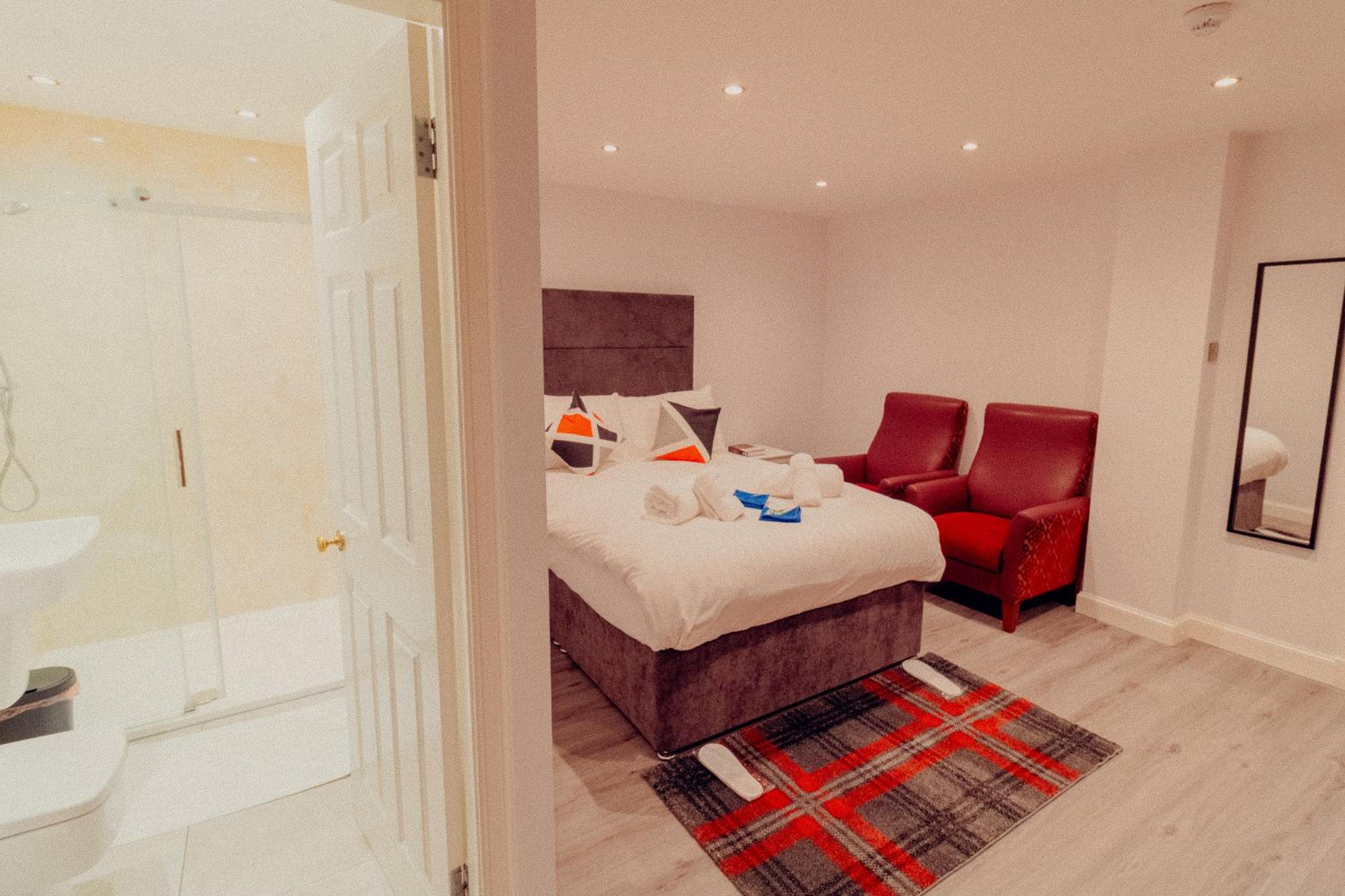 Mayfield Suites