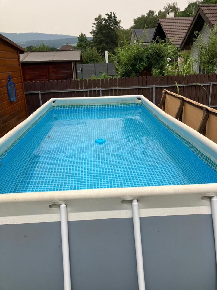 LE PIVERT, chalet confortable avec jardin à 100m du lac