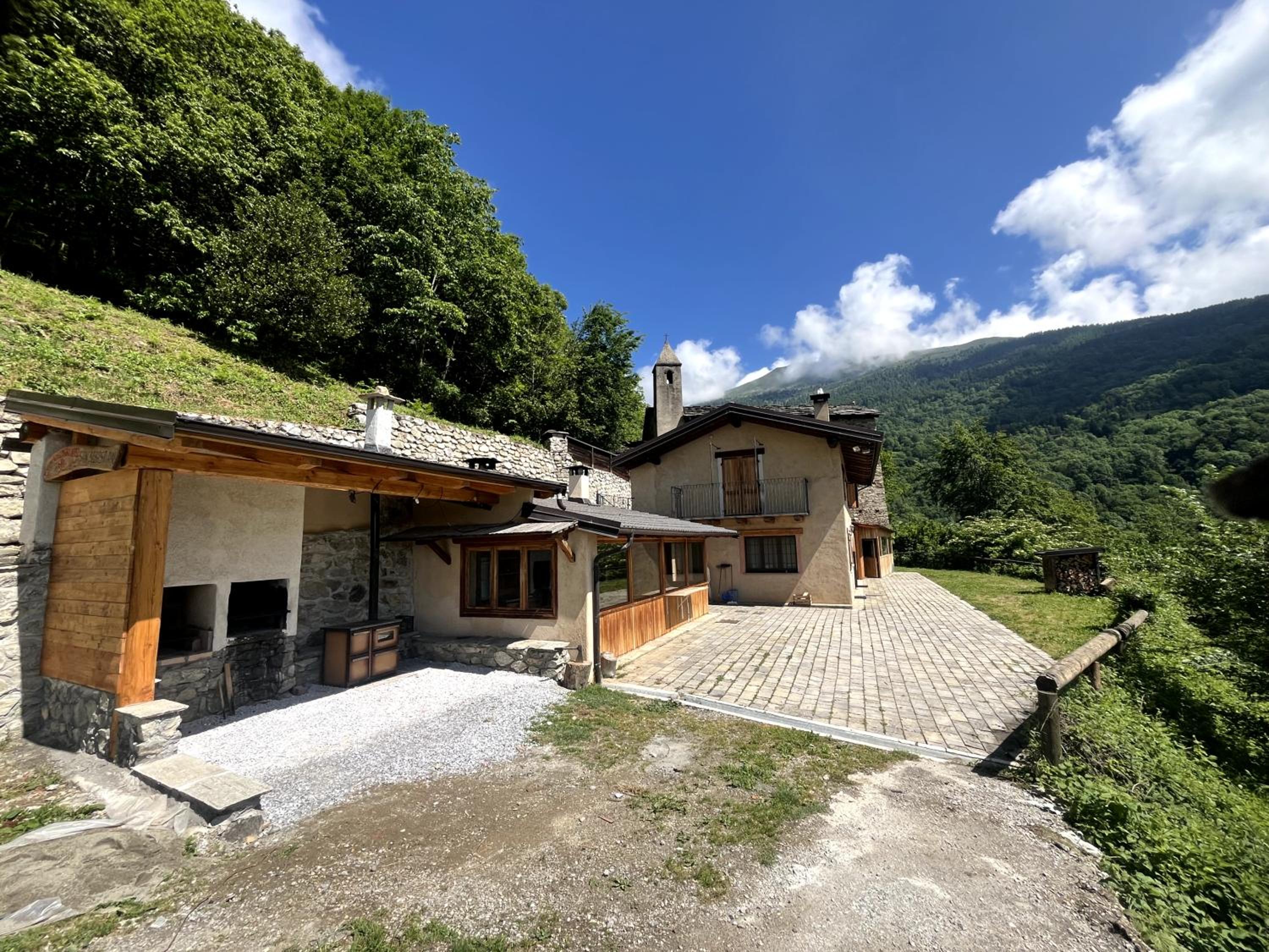 vallemaira house SAN SEBASTIANO appartamenti in esclusiva da 2 persone view 2