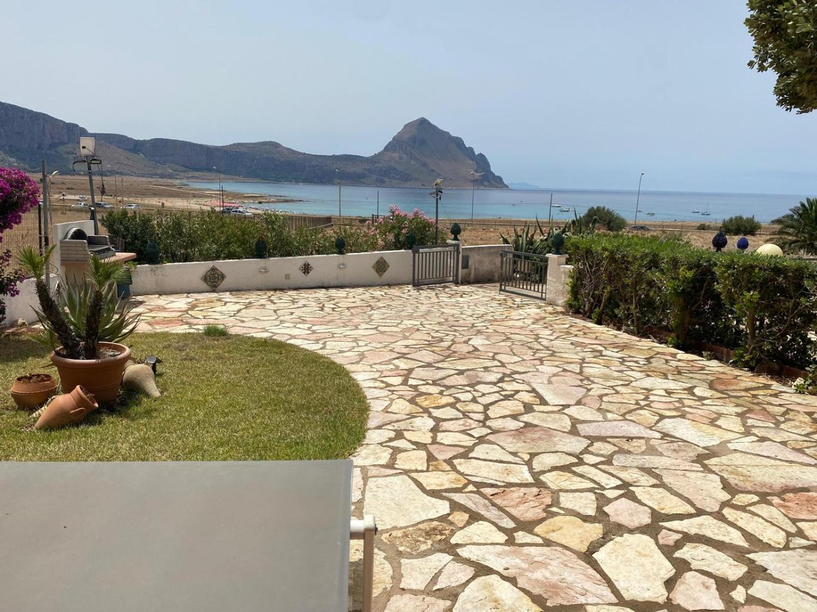 Villa vista MARE a MÀKARI view 2