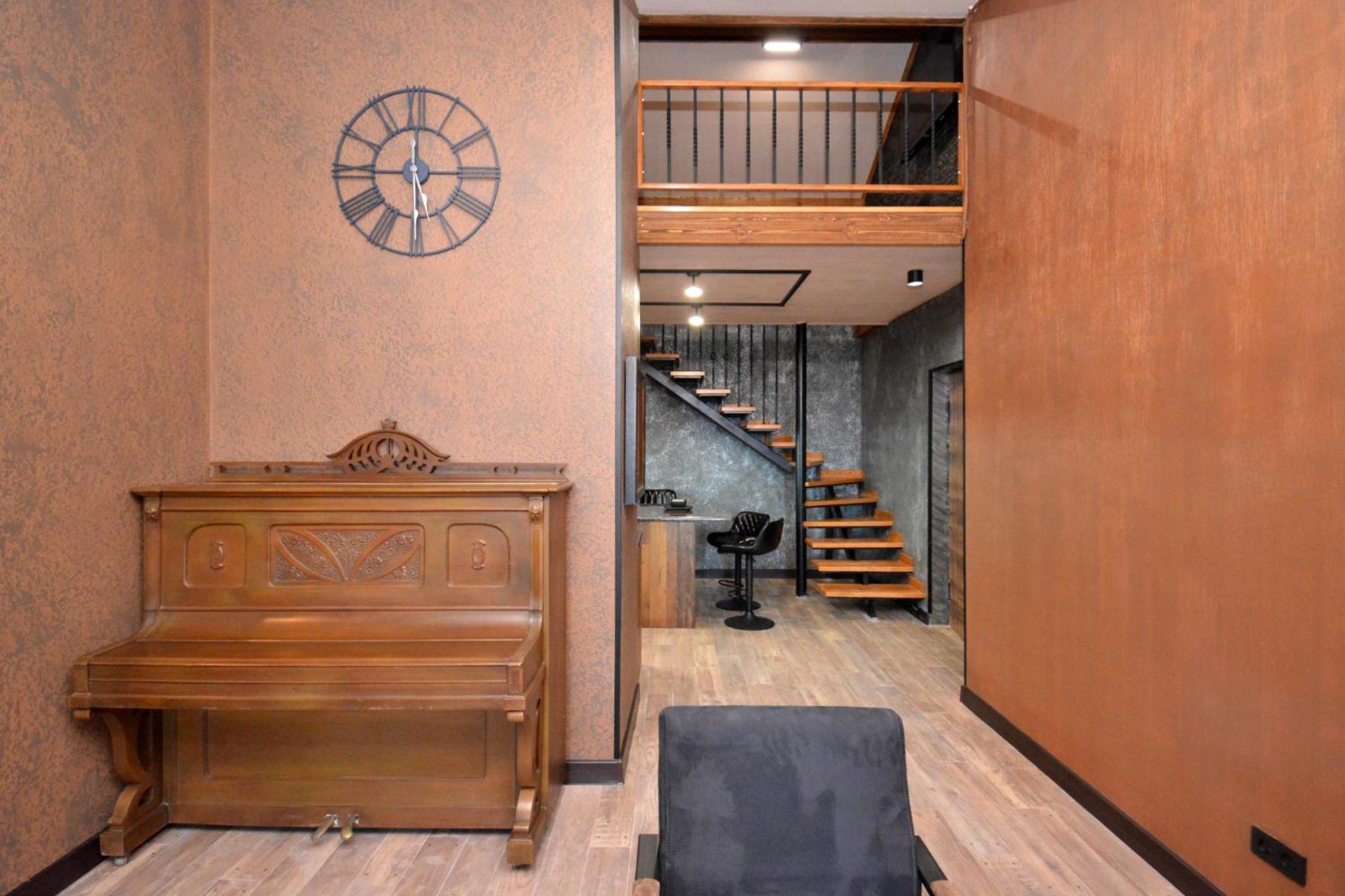 Luxury Downtown Apartment