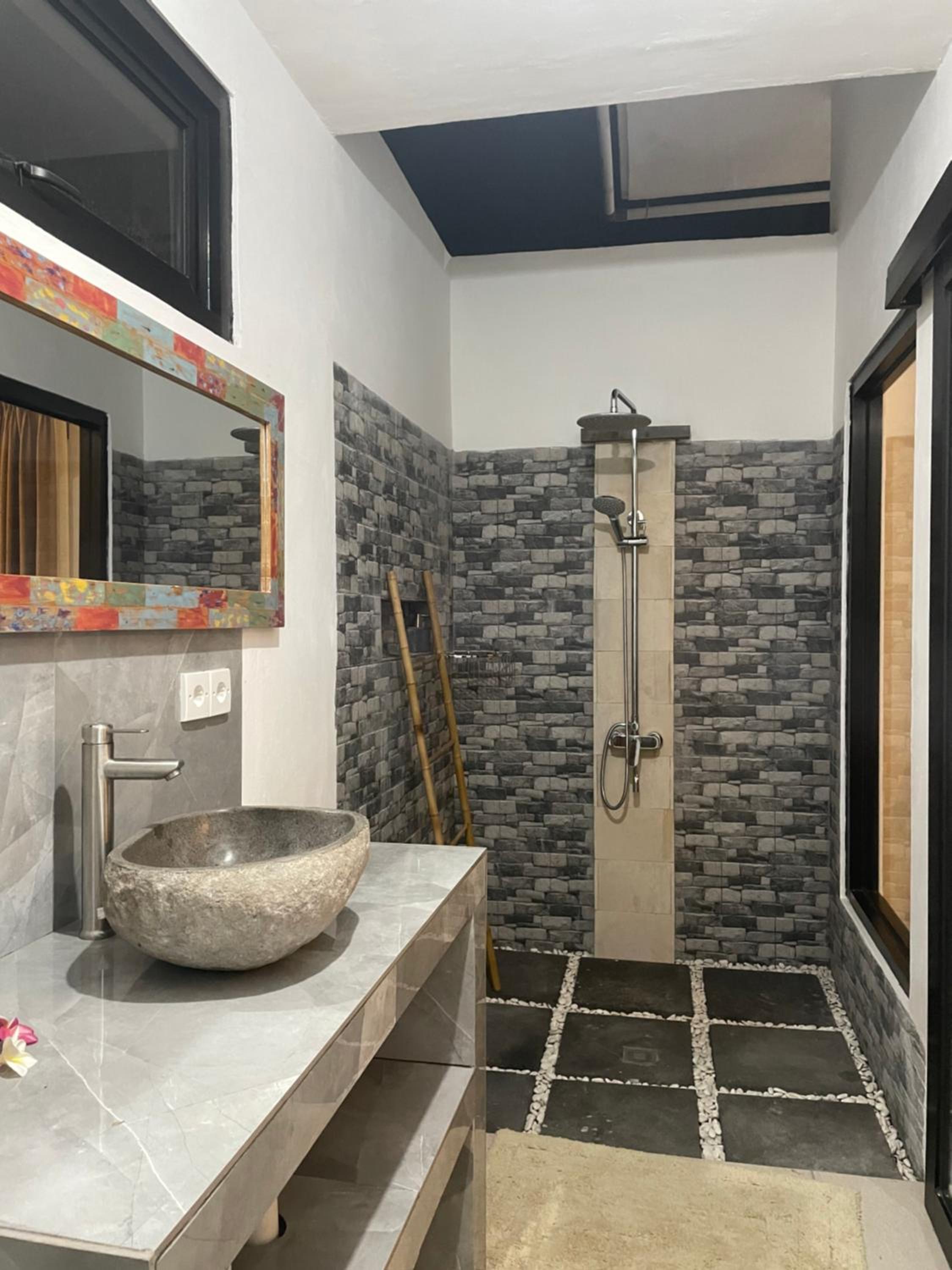 Villa Gee Central Amed view 5