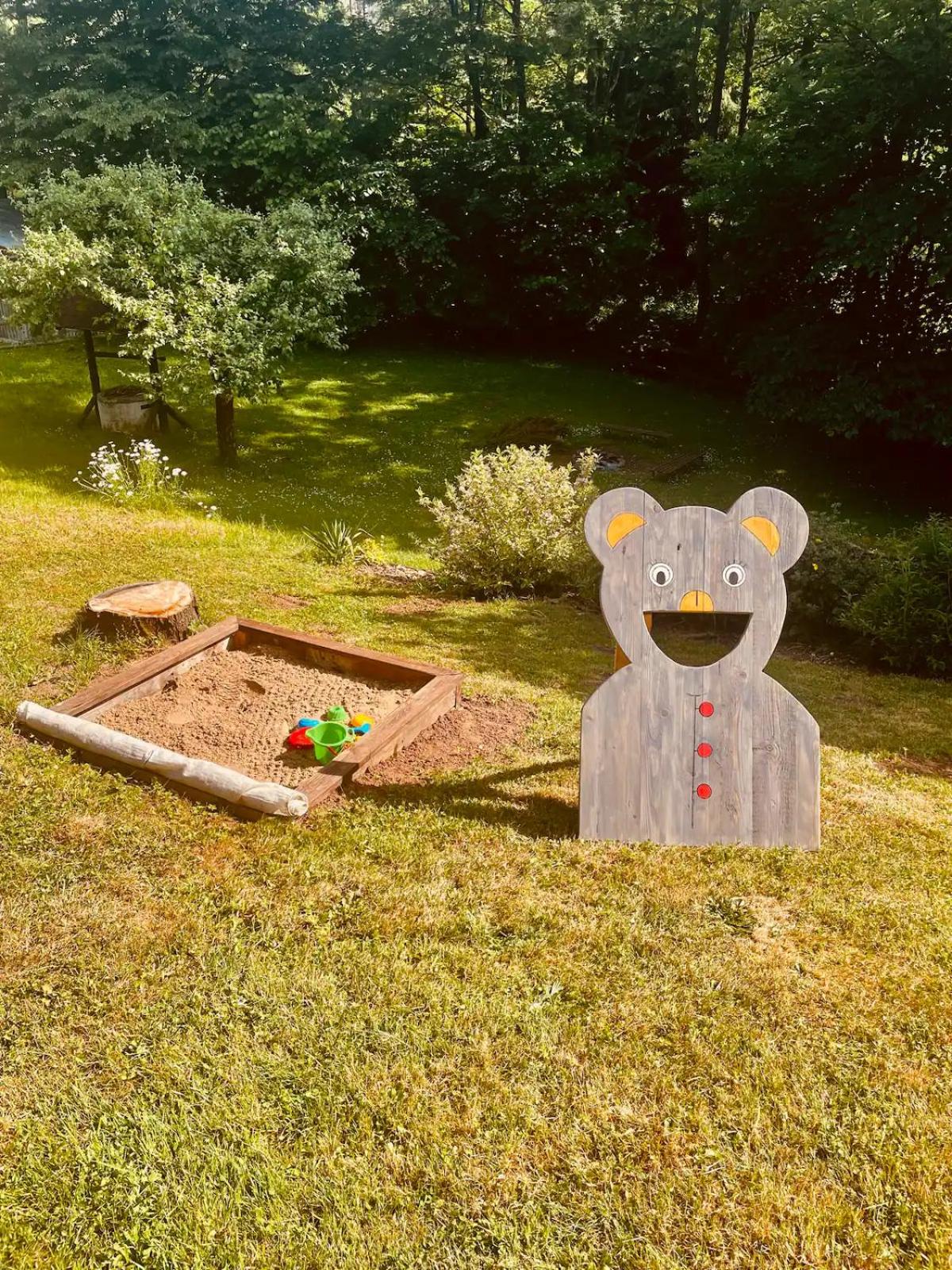 Klidná chaloupka u lesa v Orlických horách