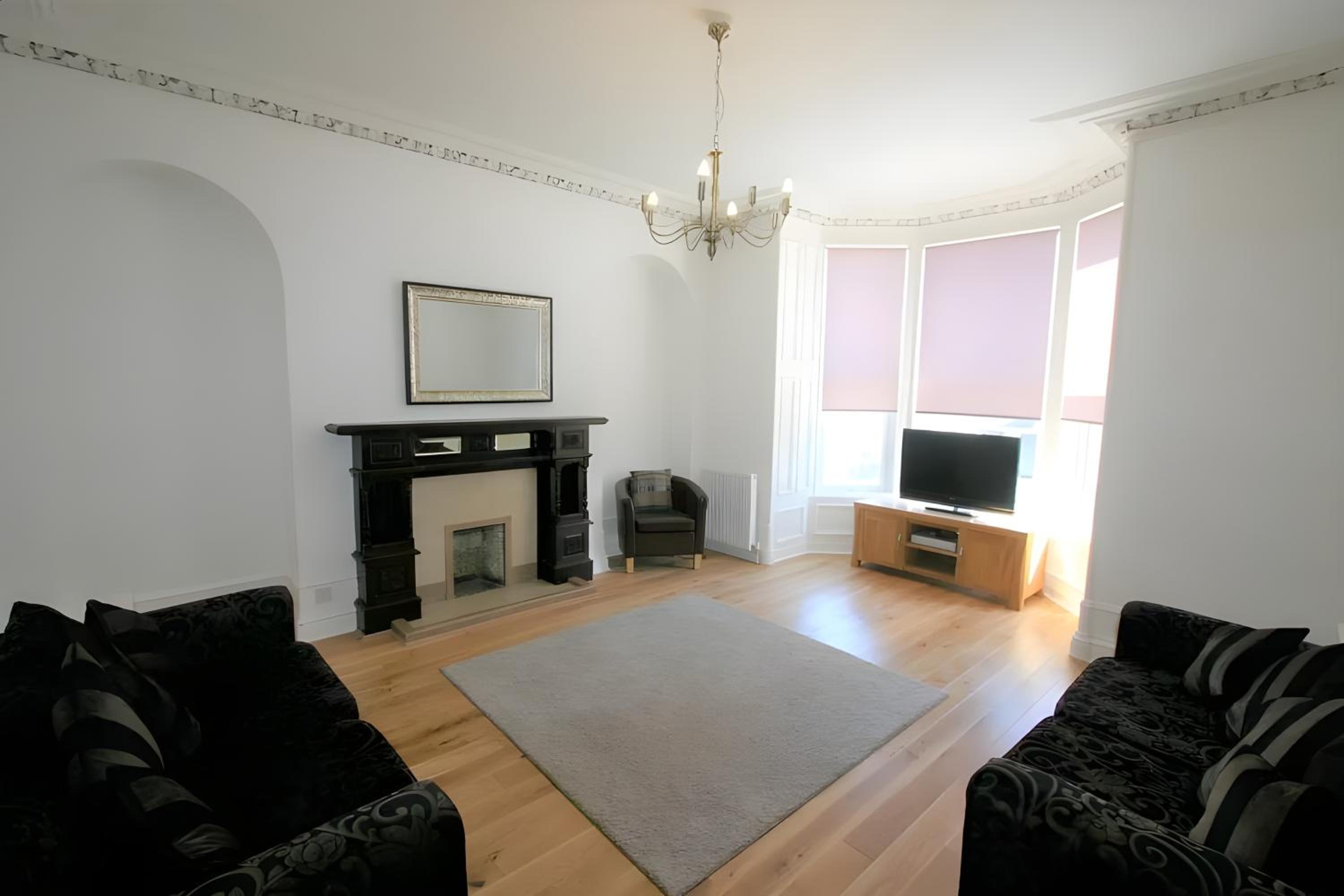 Aberdeen Central West End Apartments view 2