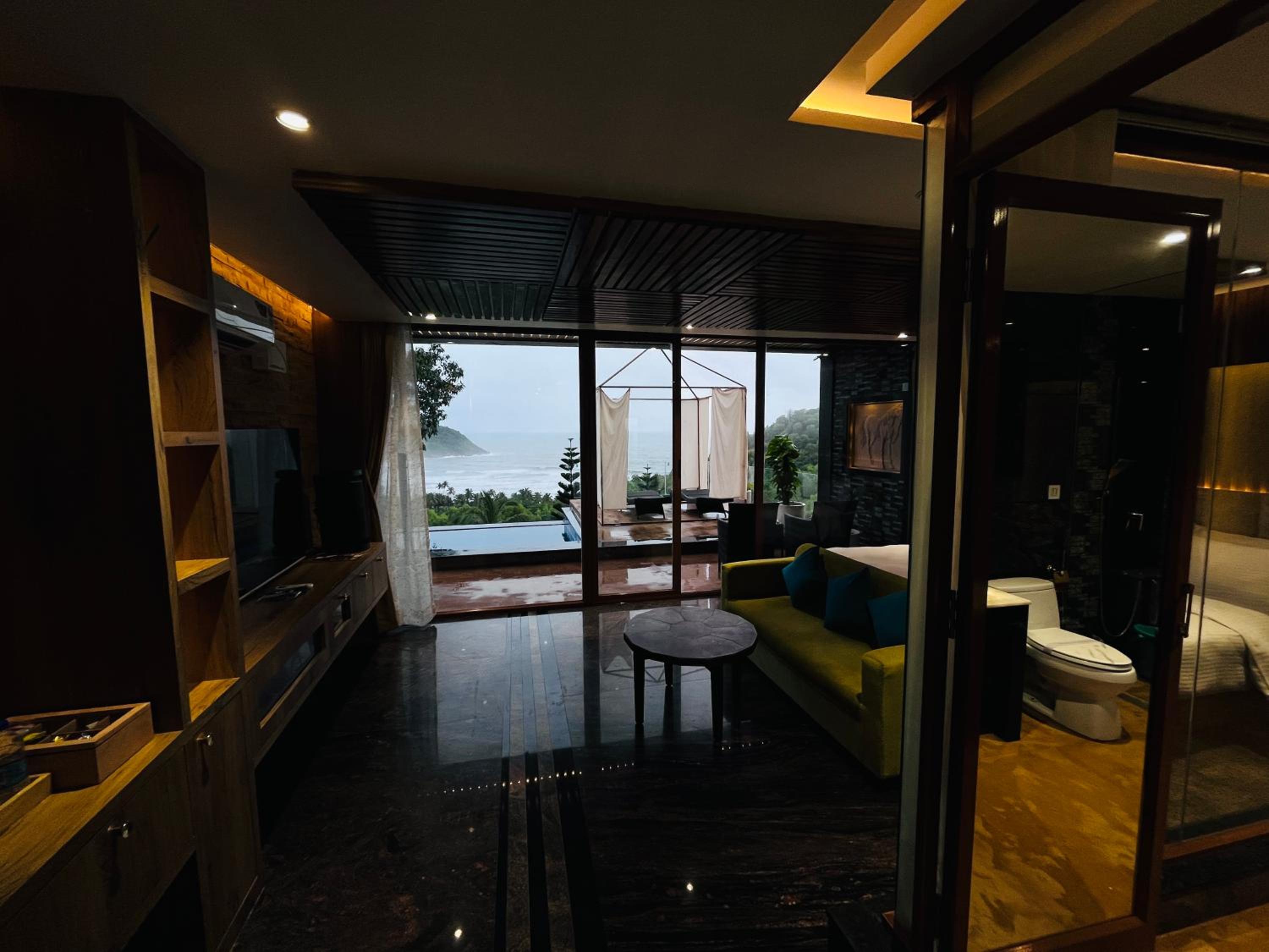 Kudle Beach View Resort And Spa Gokarna