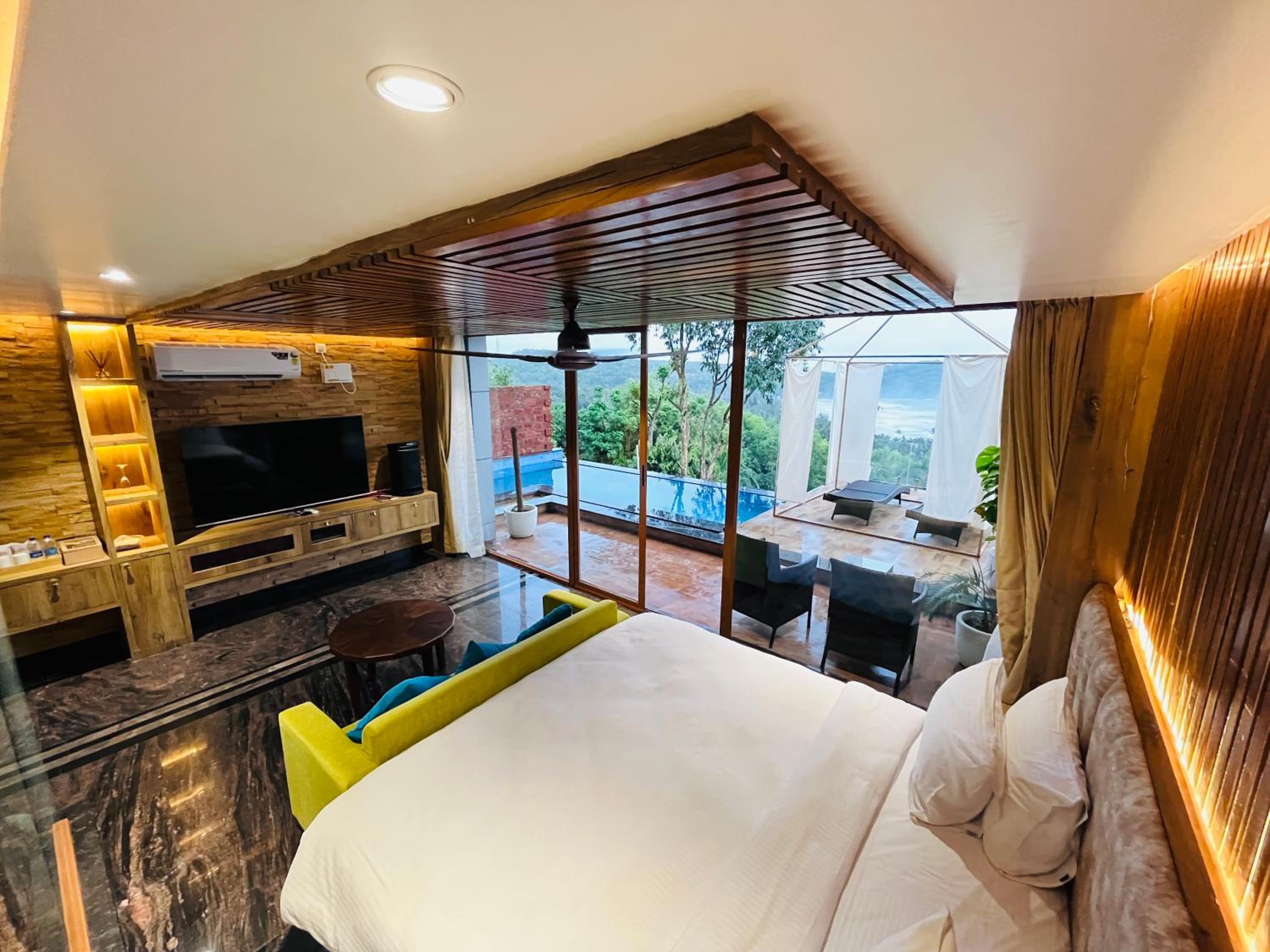 Kudle Beach View Resort And Spa Gokarna