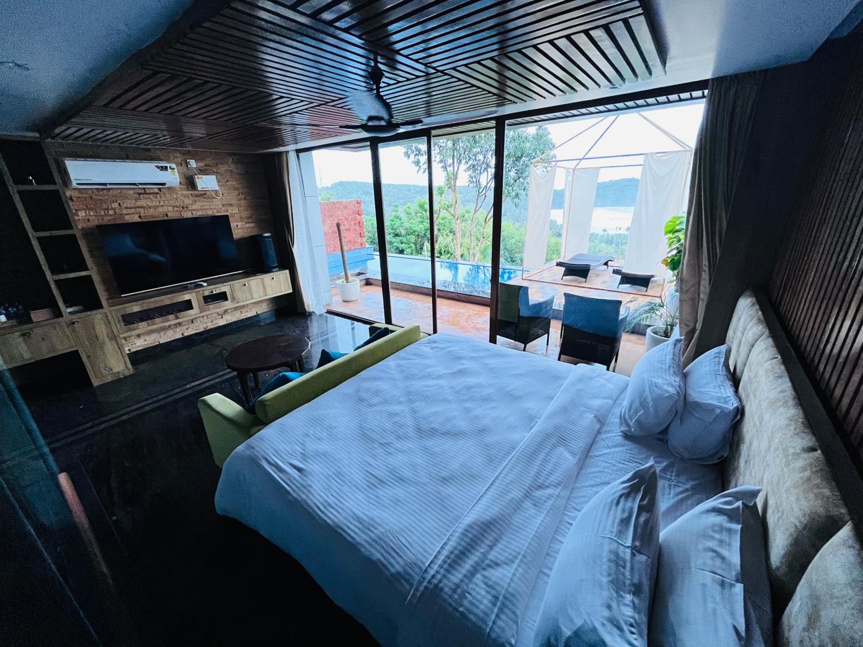 Kudle Beach View Resort And Spa Gokarna