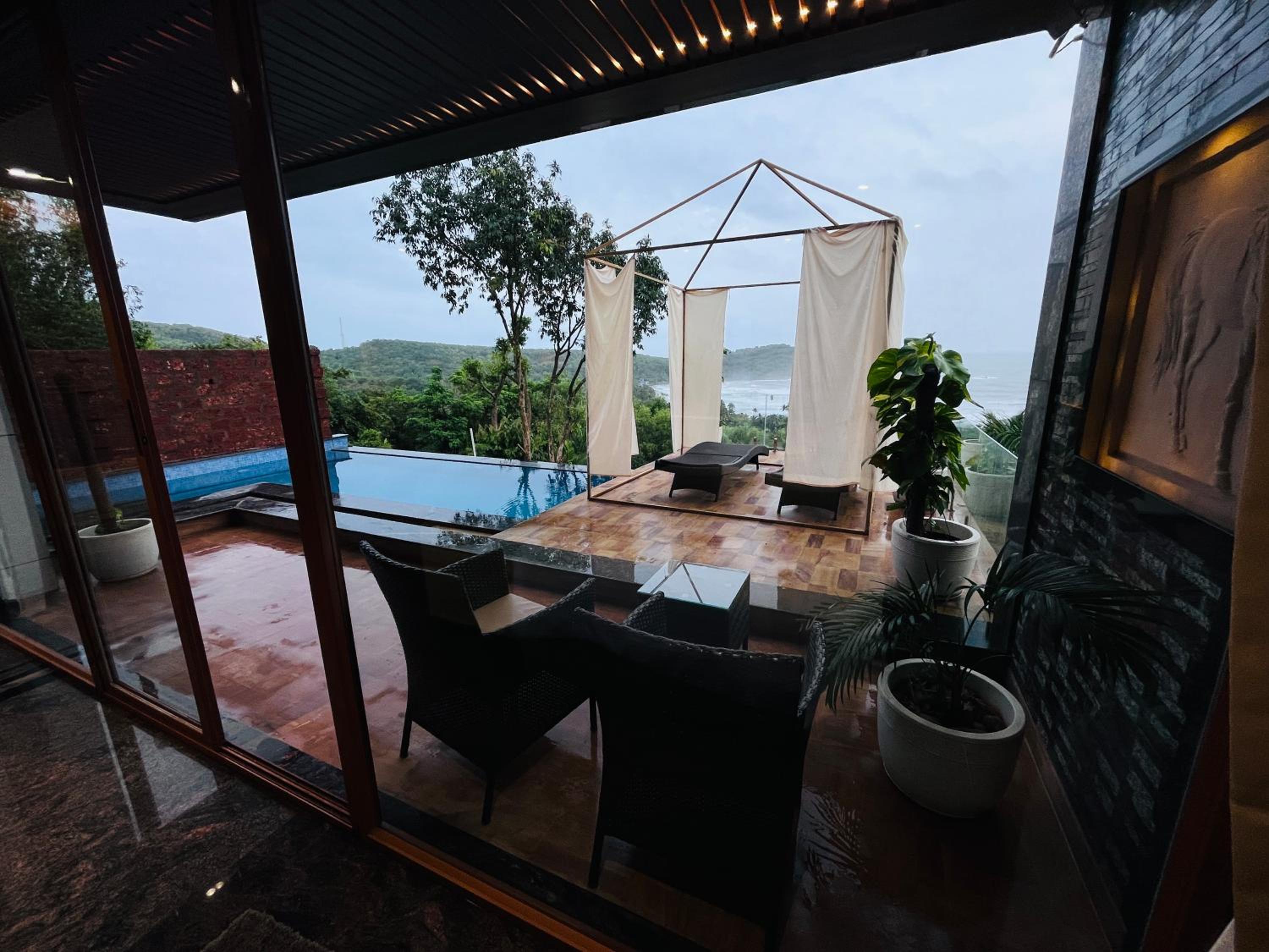 Kudle Beach View Resort And Spa Gokarna
