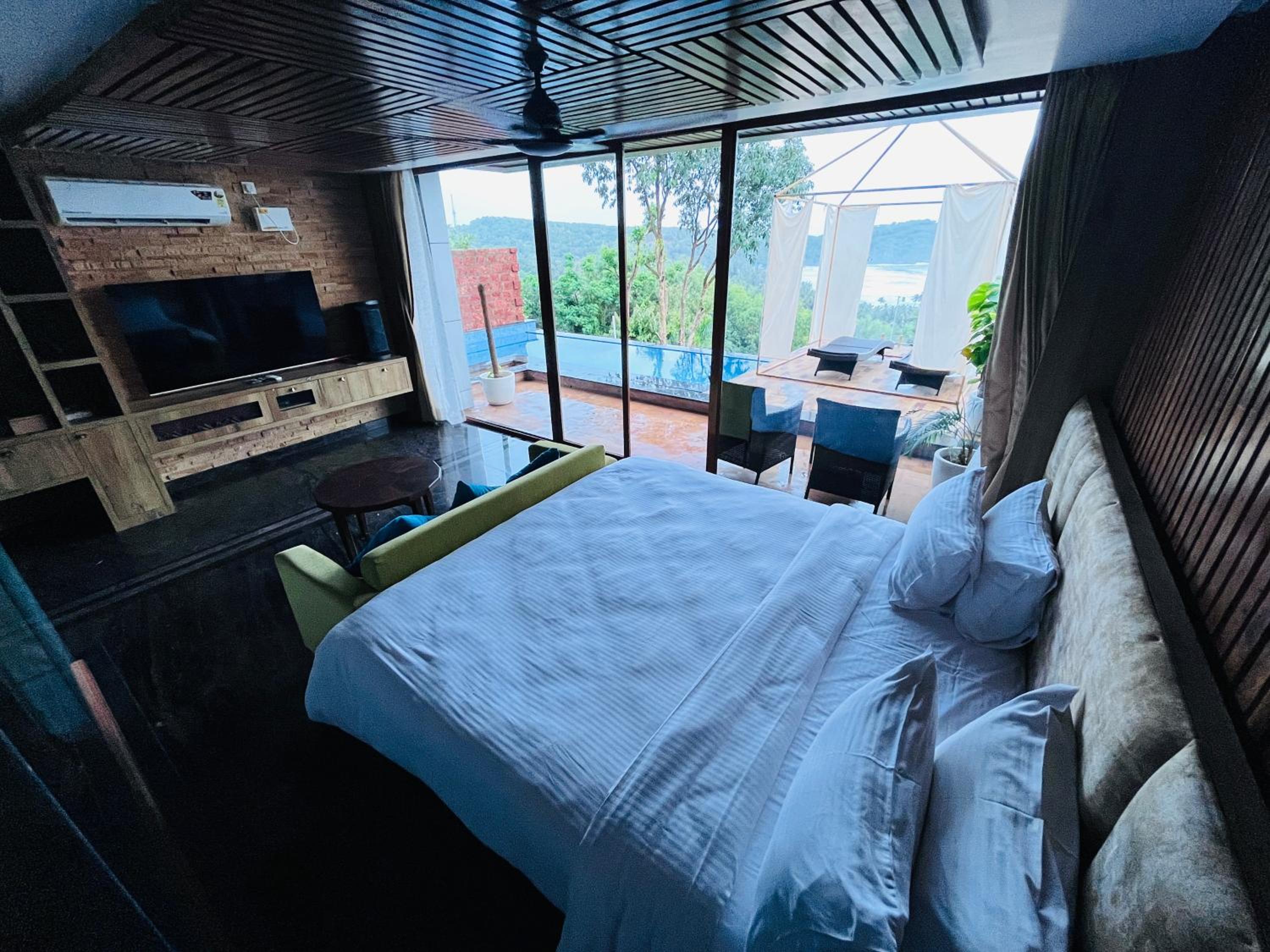 Kudle Beach View Resort And Spa Gokarna