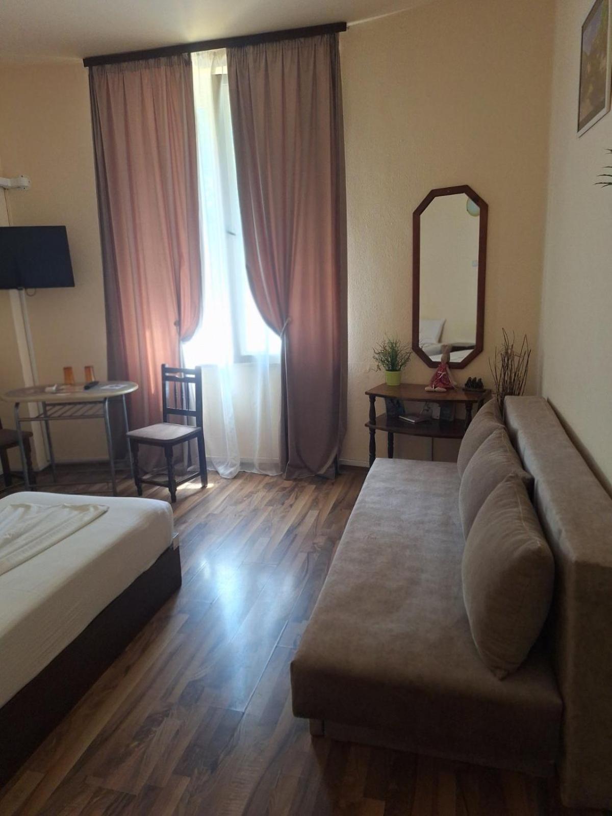The English Guest House