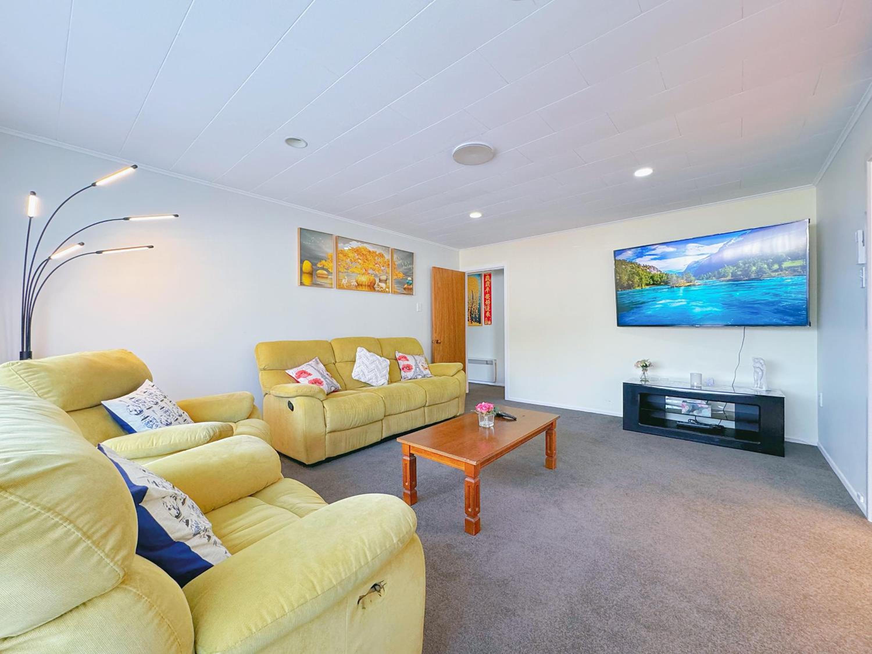 Peaceful, Cozy Family 3 Bedroom Home view 5