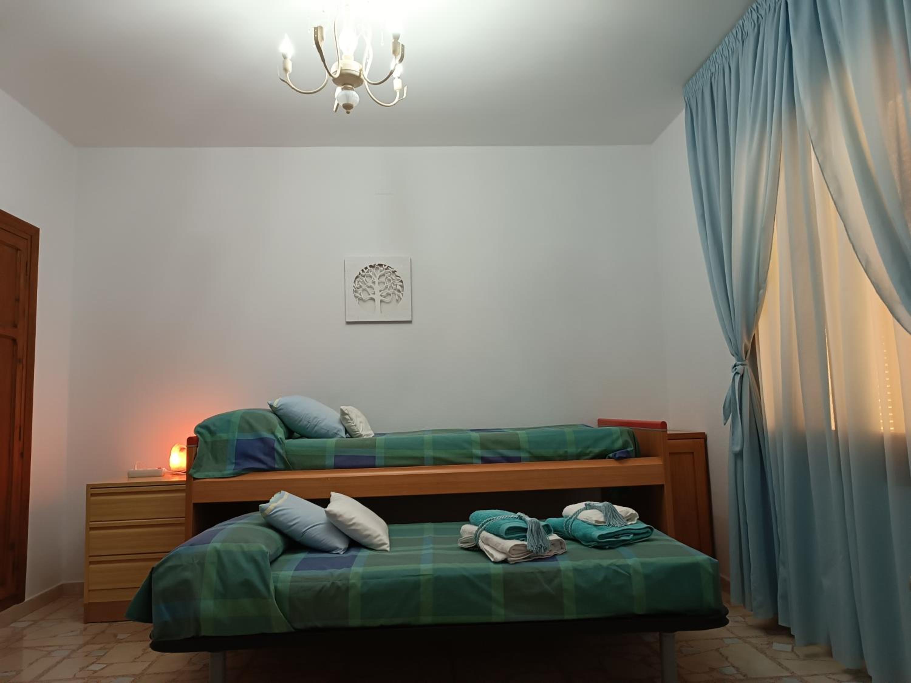 Agradable casa con zona de relax y aparcamiento