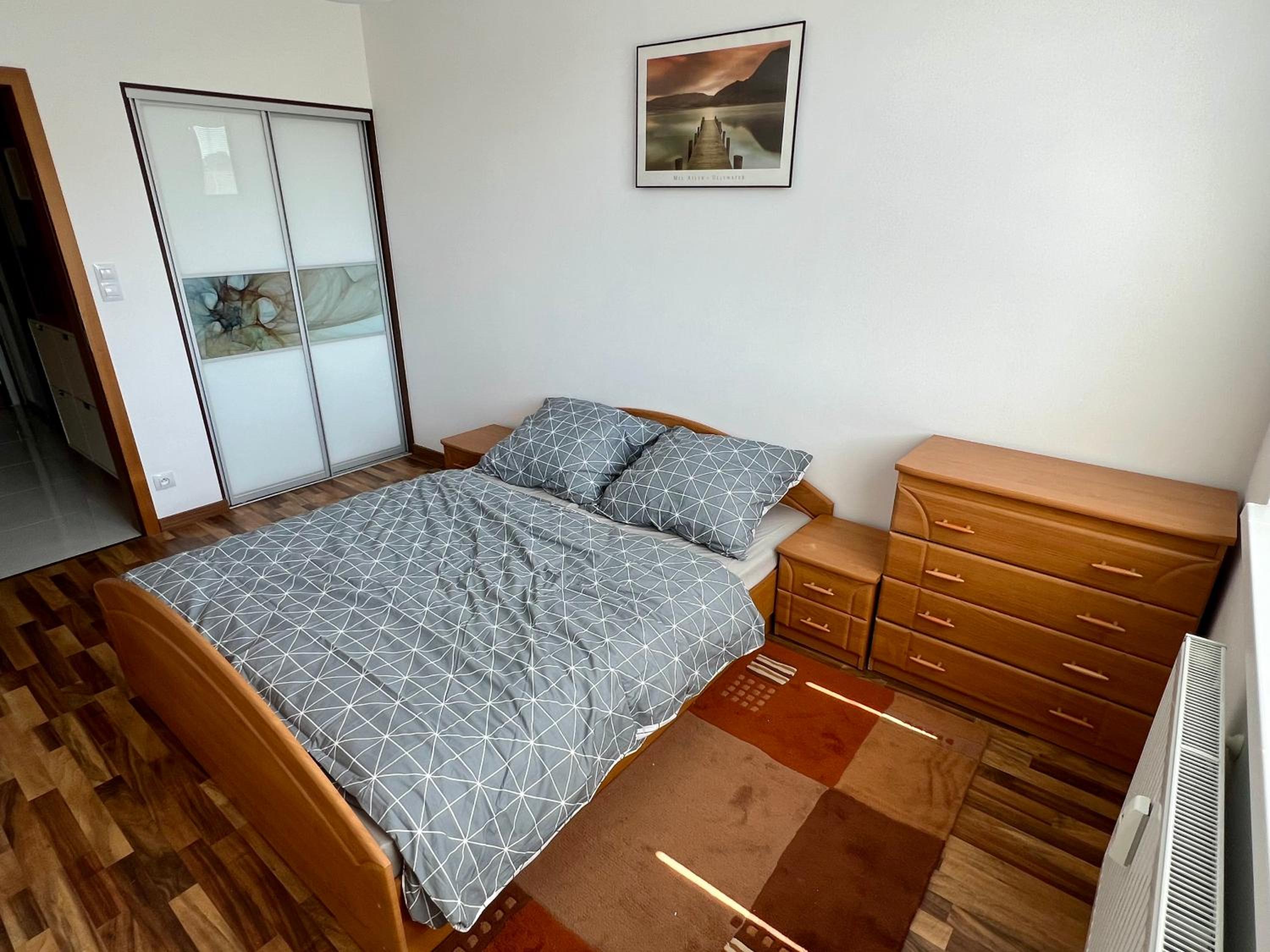 Apartment JEGEHO Bratislava view 3