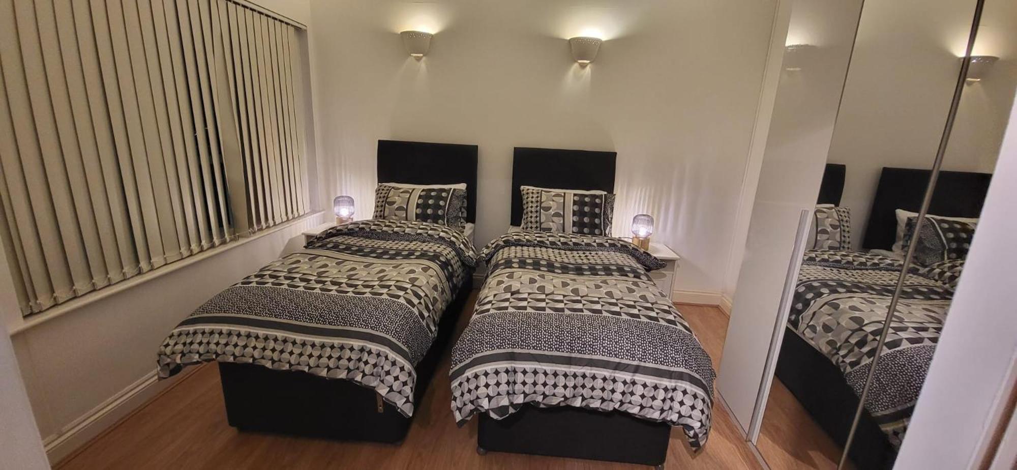 1 Bed, G-Floor apt close to O2, Excel and City Airport