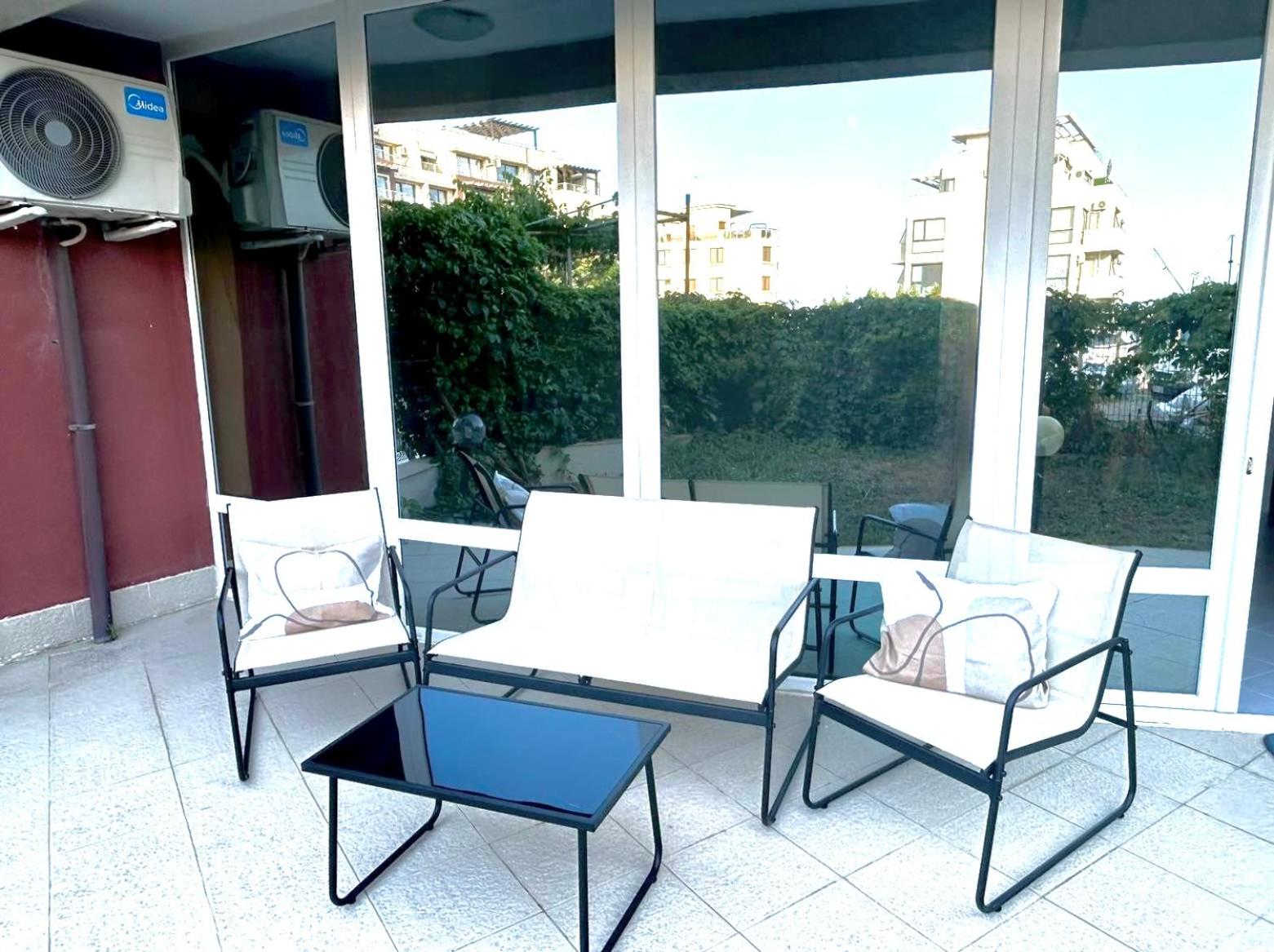 SeaView,Parking & Garden 1BR Appart Sozopol-Beach