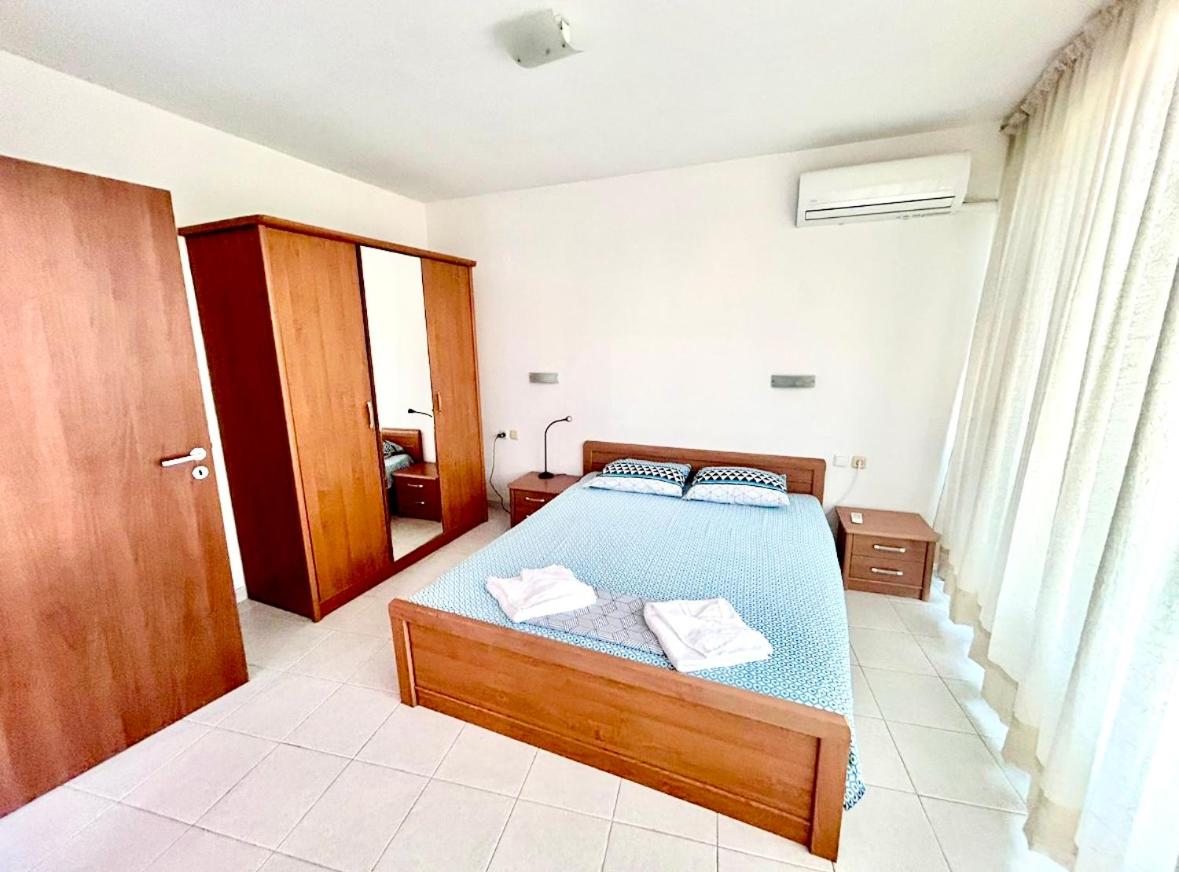 SeaView,Parking & Garden 1BR Appart Sozopol-Beach