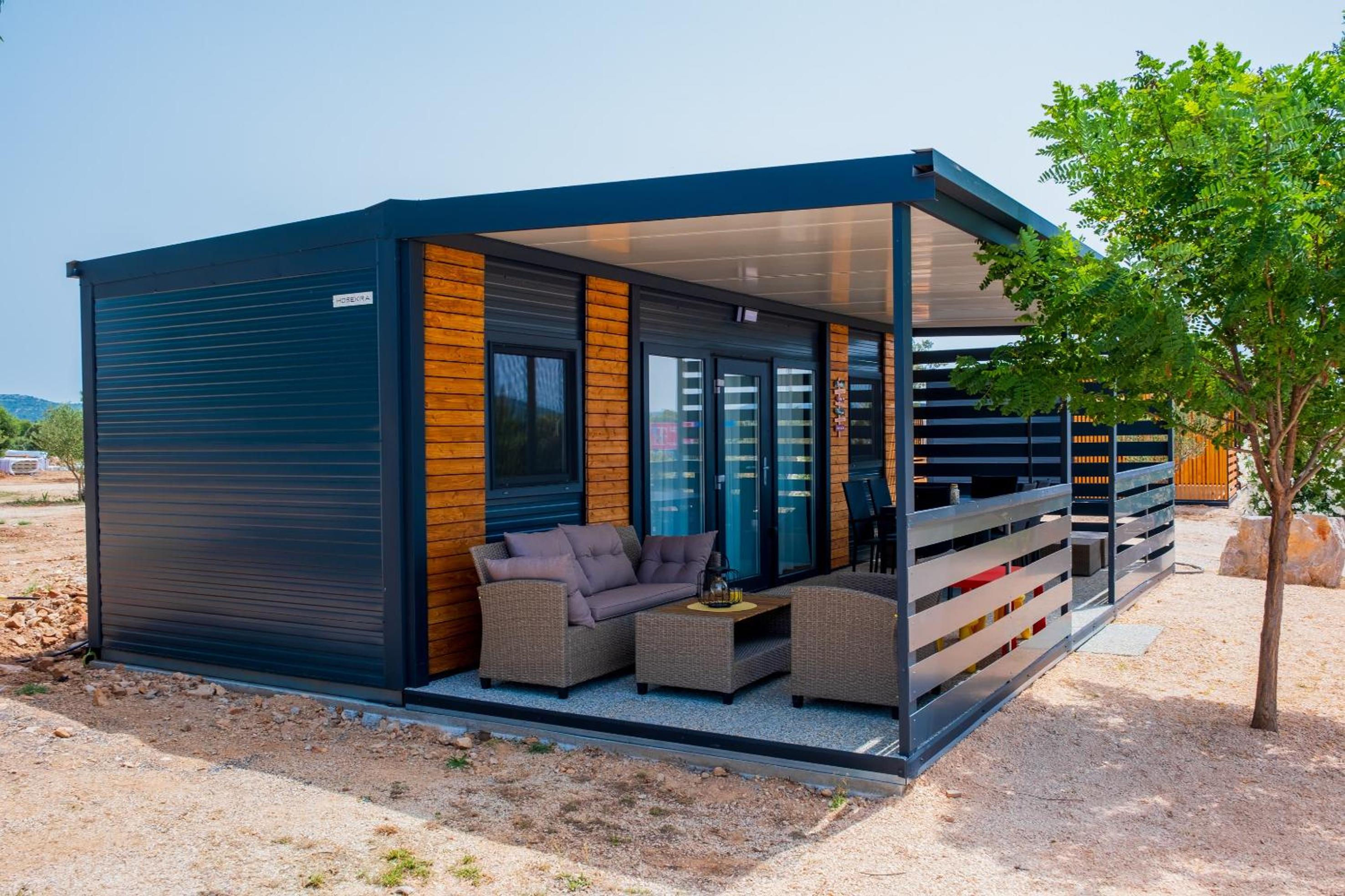 Mobile Homes Pirovac with 2 shared Pools view 3