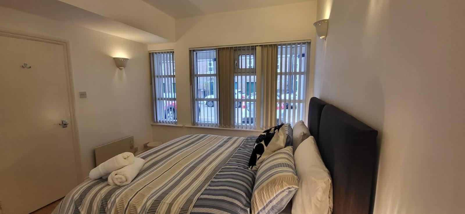 1 Bed, G-Floor apt close to O2, Excel and City Airport