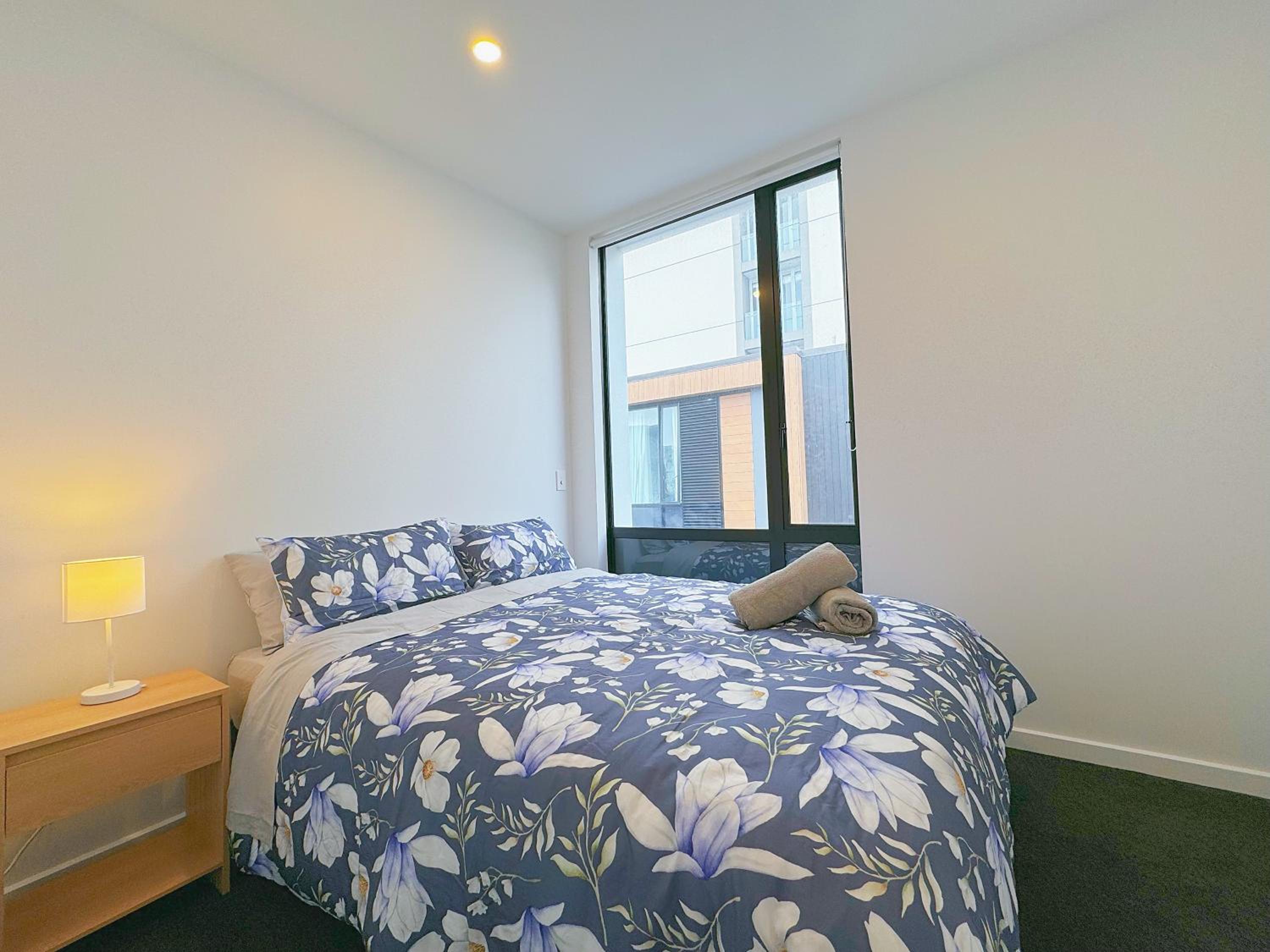 The Central 2 bedroom Townhouse in Welly view 4