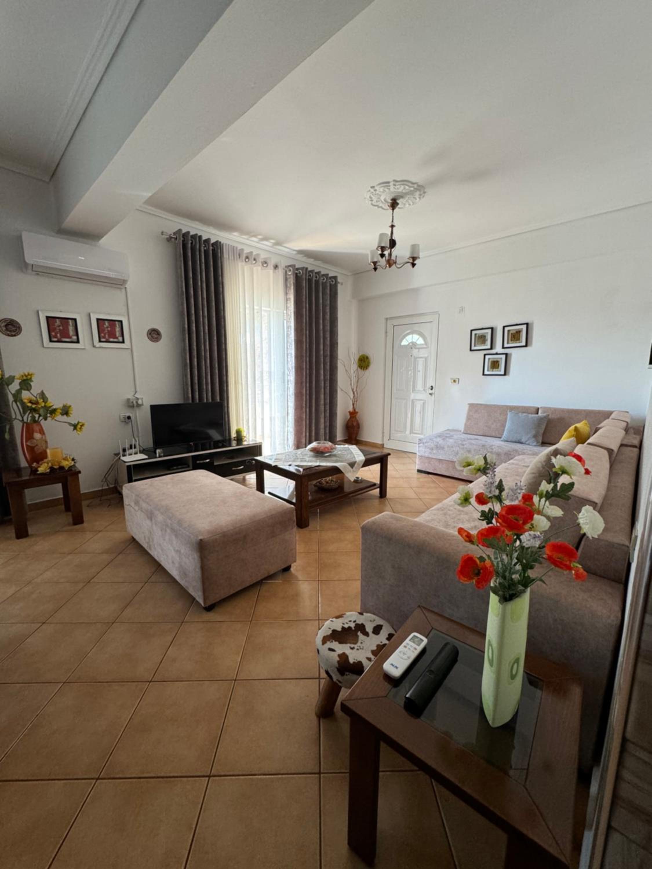 Lengu Holidays Houses