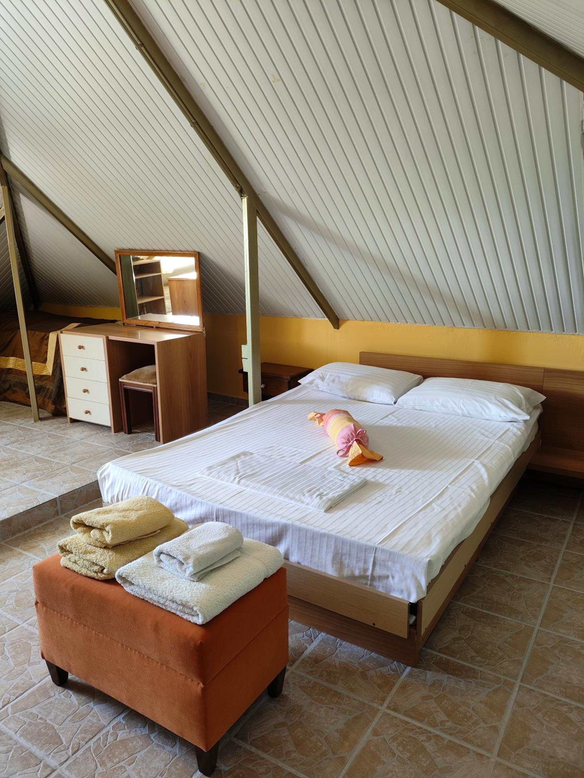 Foothills loft
