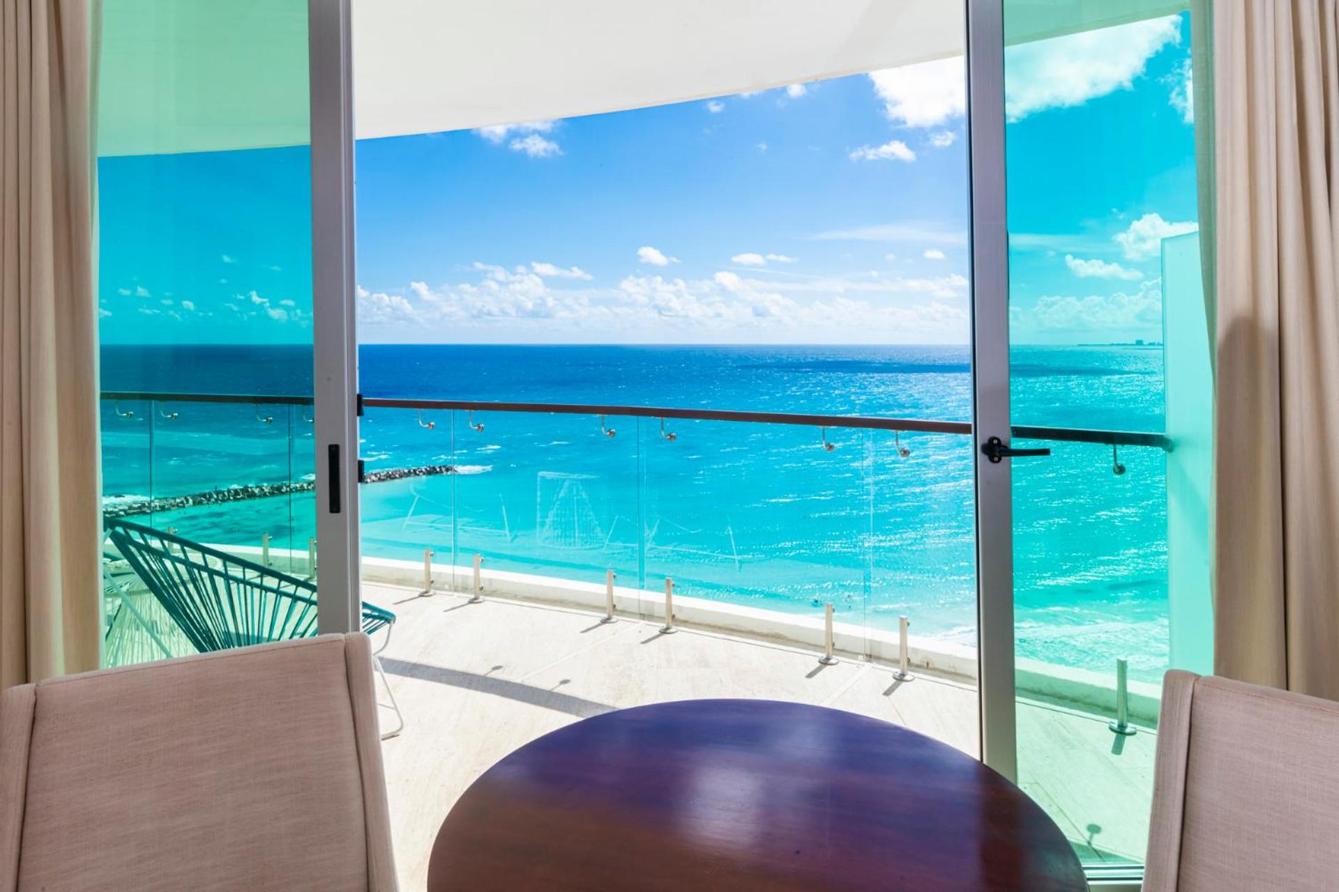 Krystal Grand Cancun All Inclusive