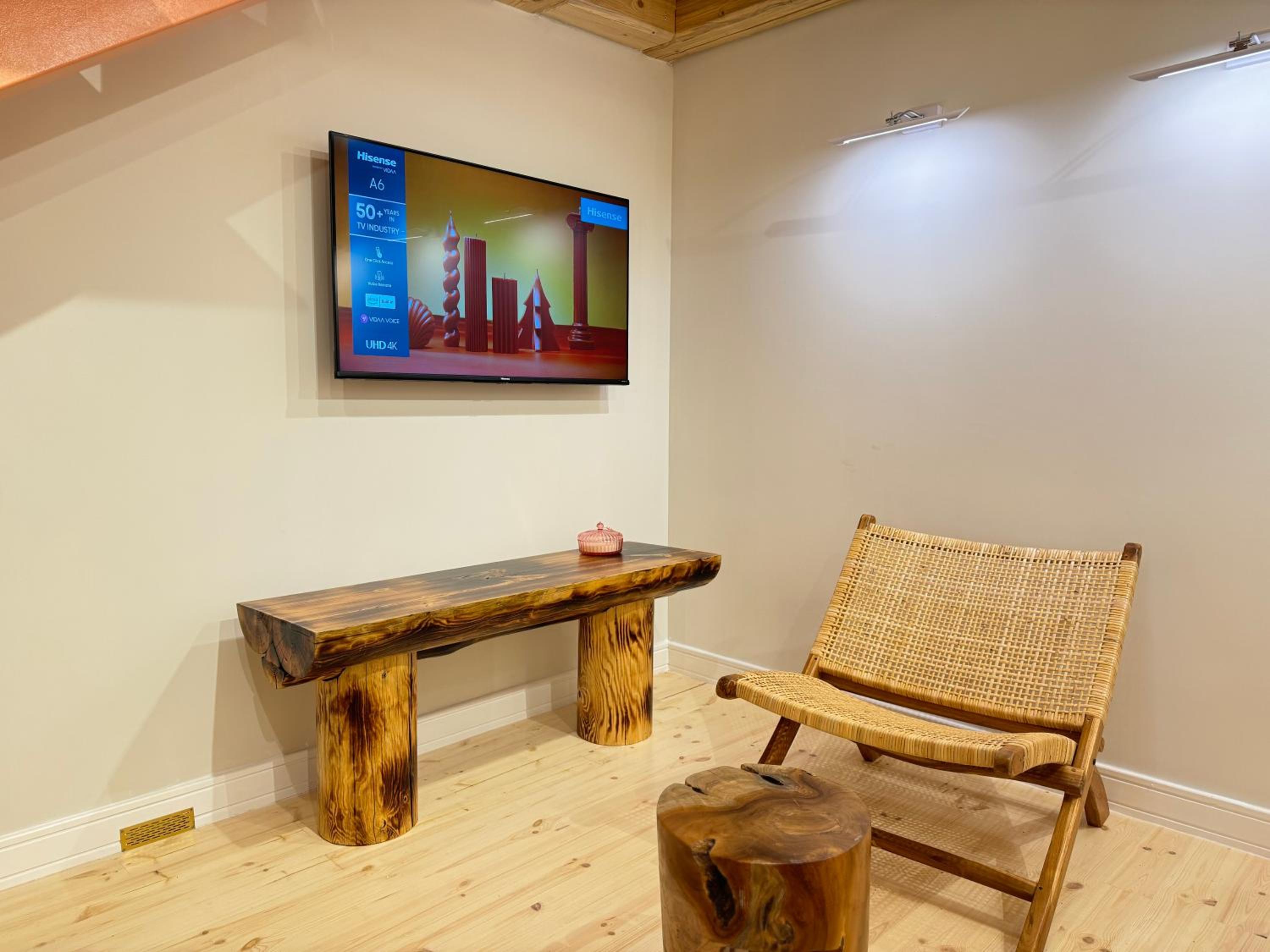 Elpis Guest House