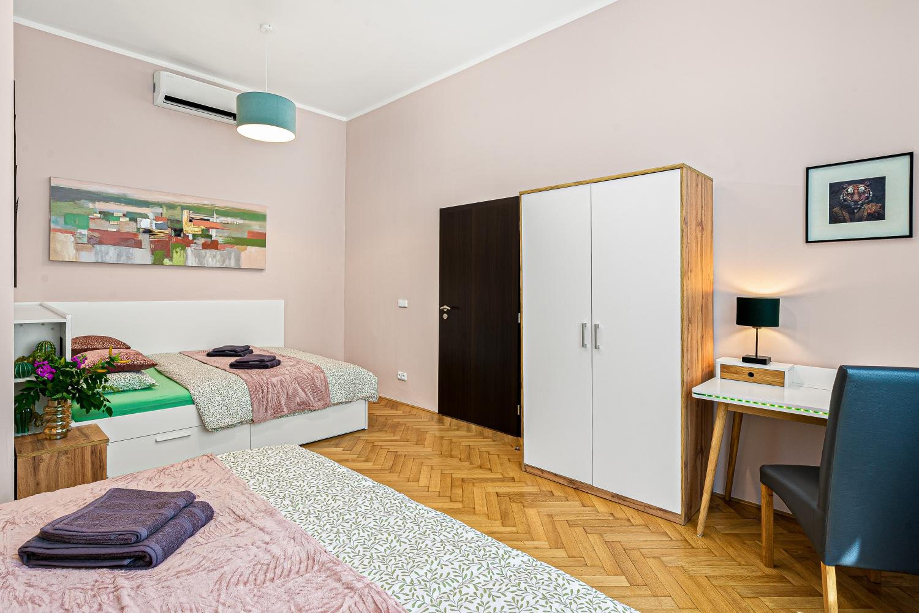 Oasis Apartments at Charles Square
