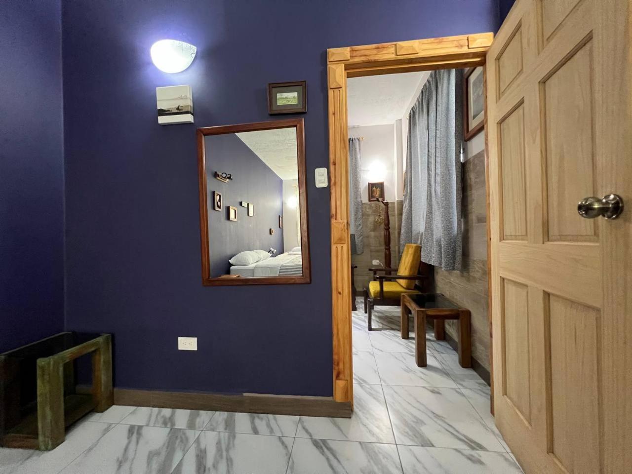 Cute Boutique 2 Bedroom 2 Bath view 3