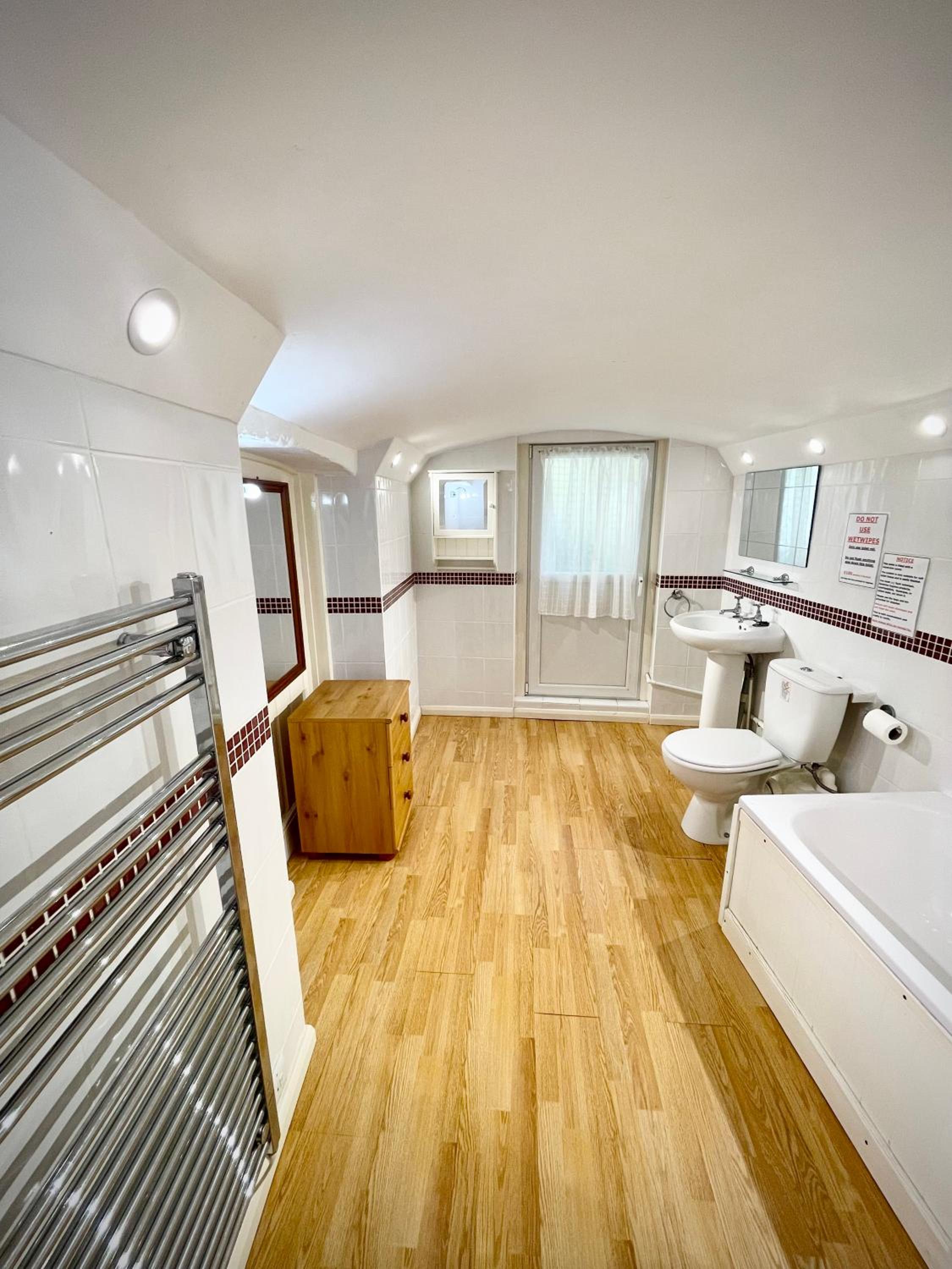 Tide Times Apartment