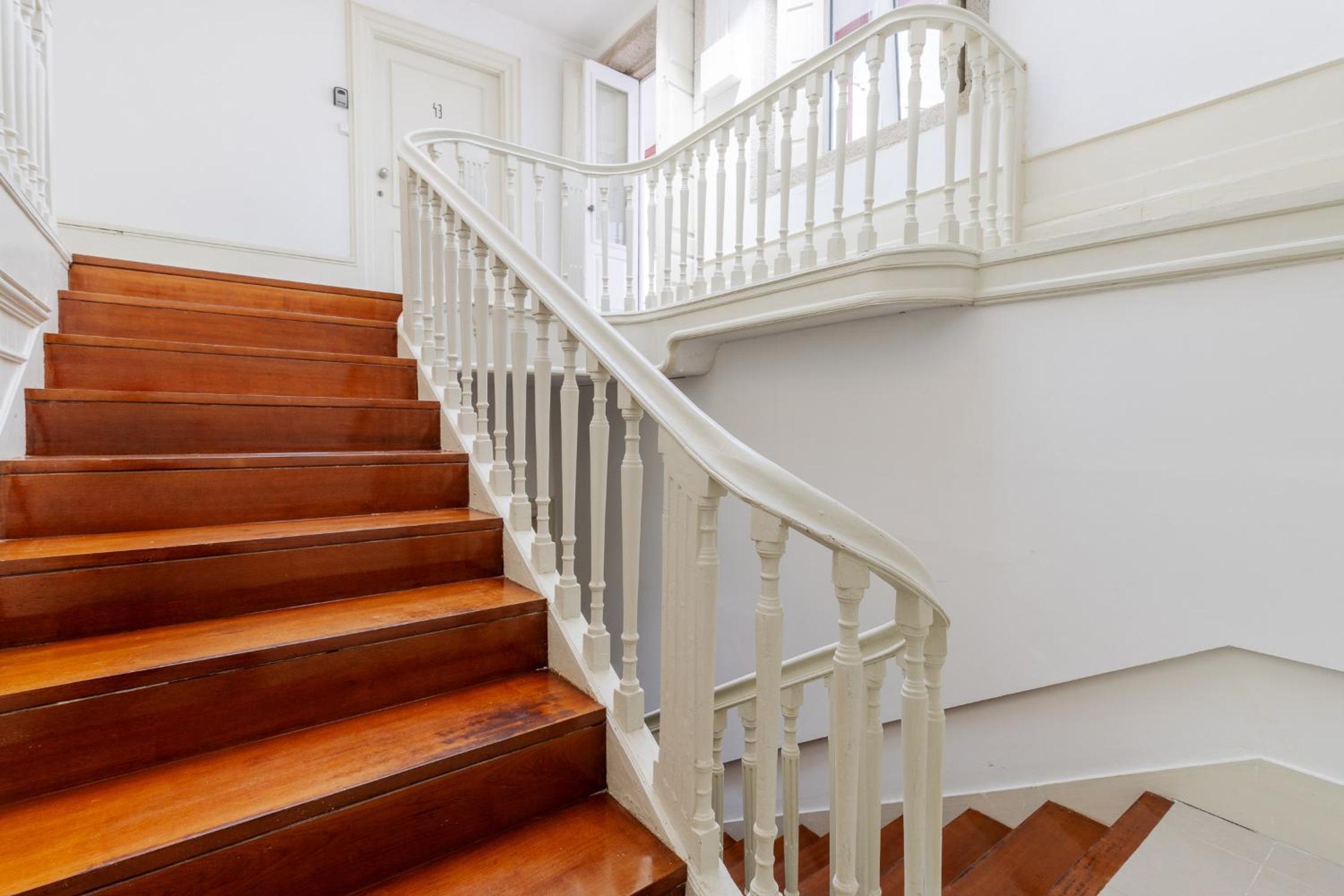 Porto Riverville Apartments view 2