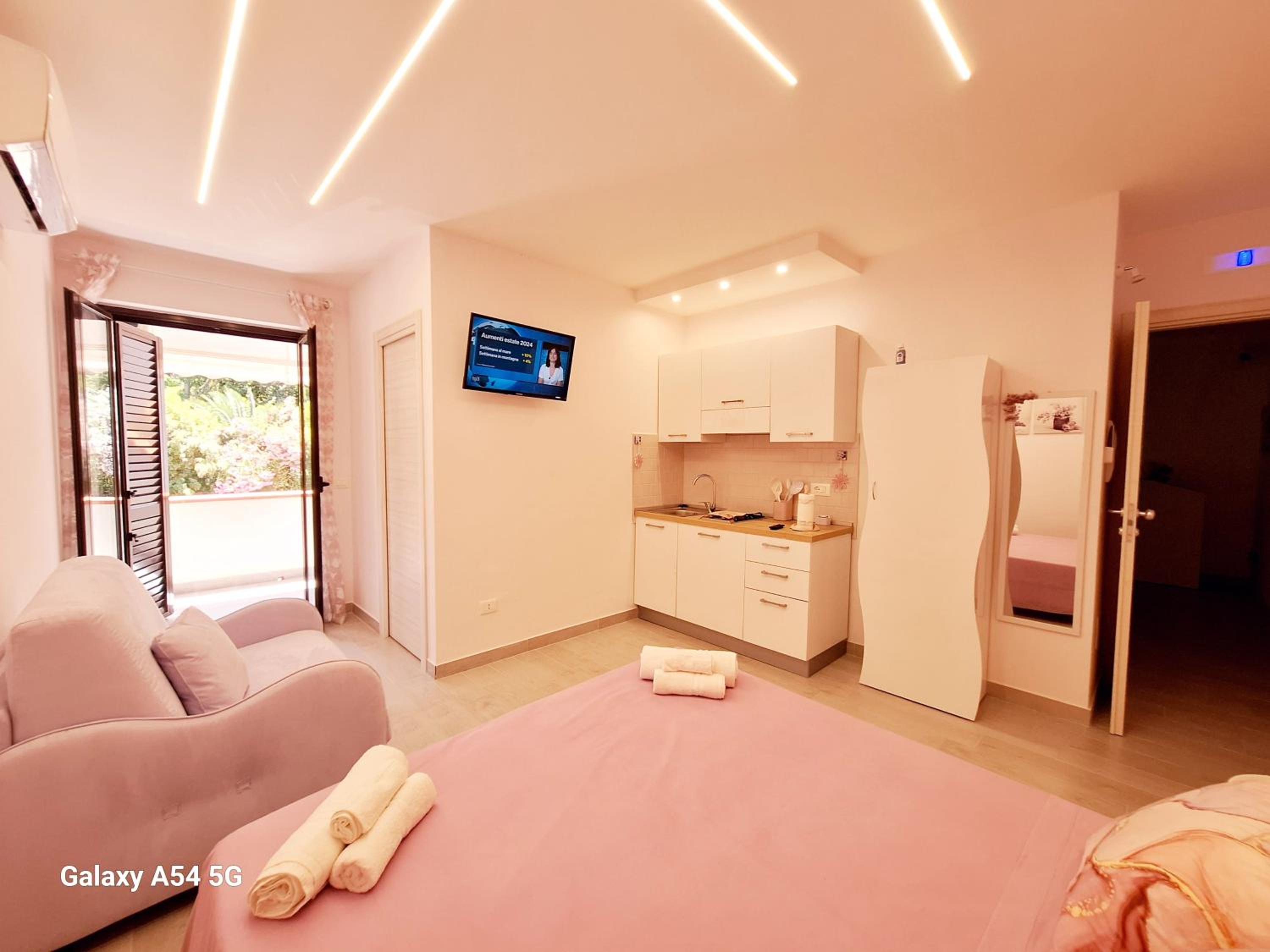 Flowers Apartment