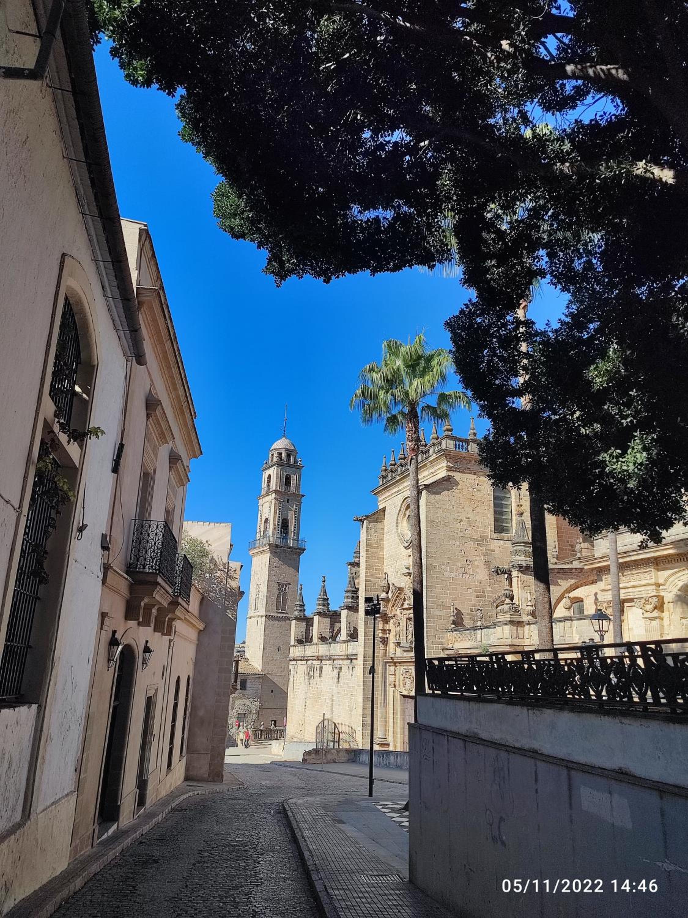 Palacio el Duende-Parking privado-terraza Vista Catedral old town