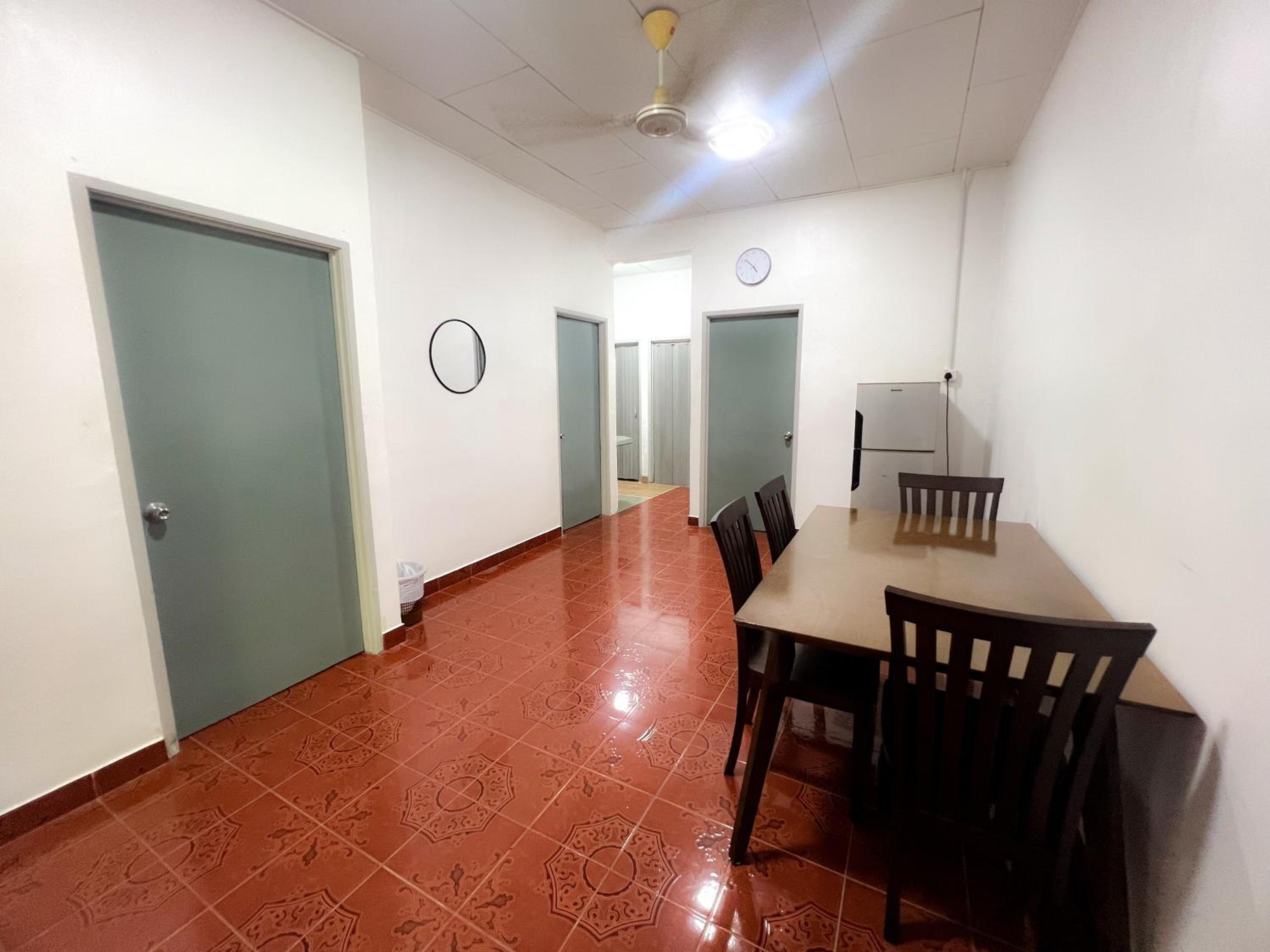 Minah Homestay Taman Kim photo 6