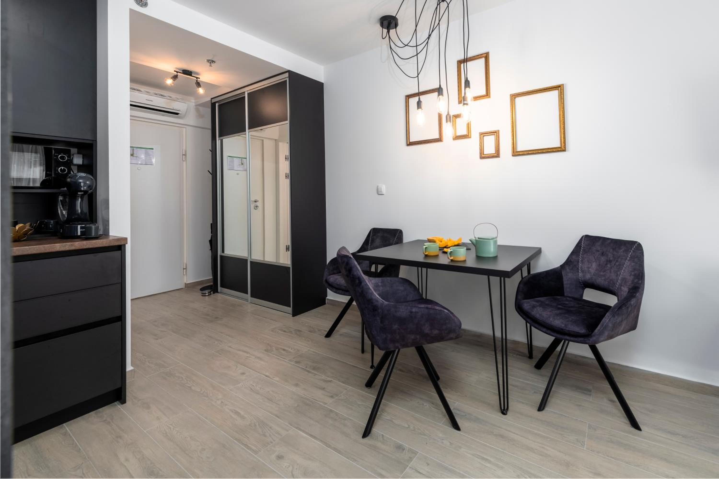 Modern Apartment Lacus