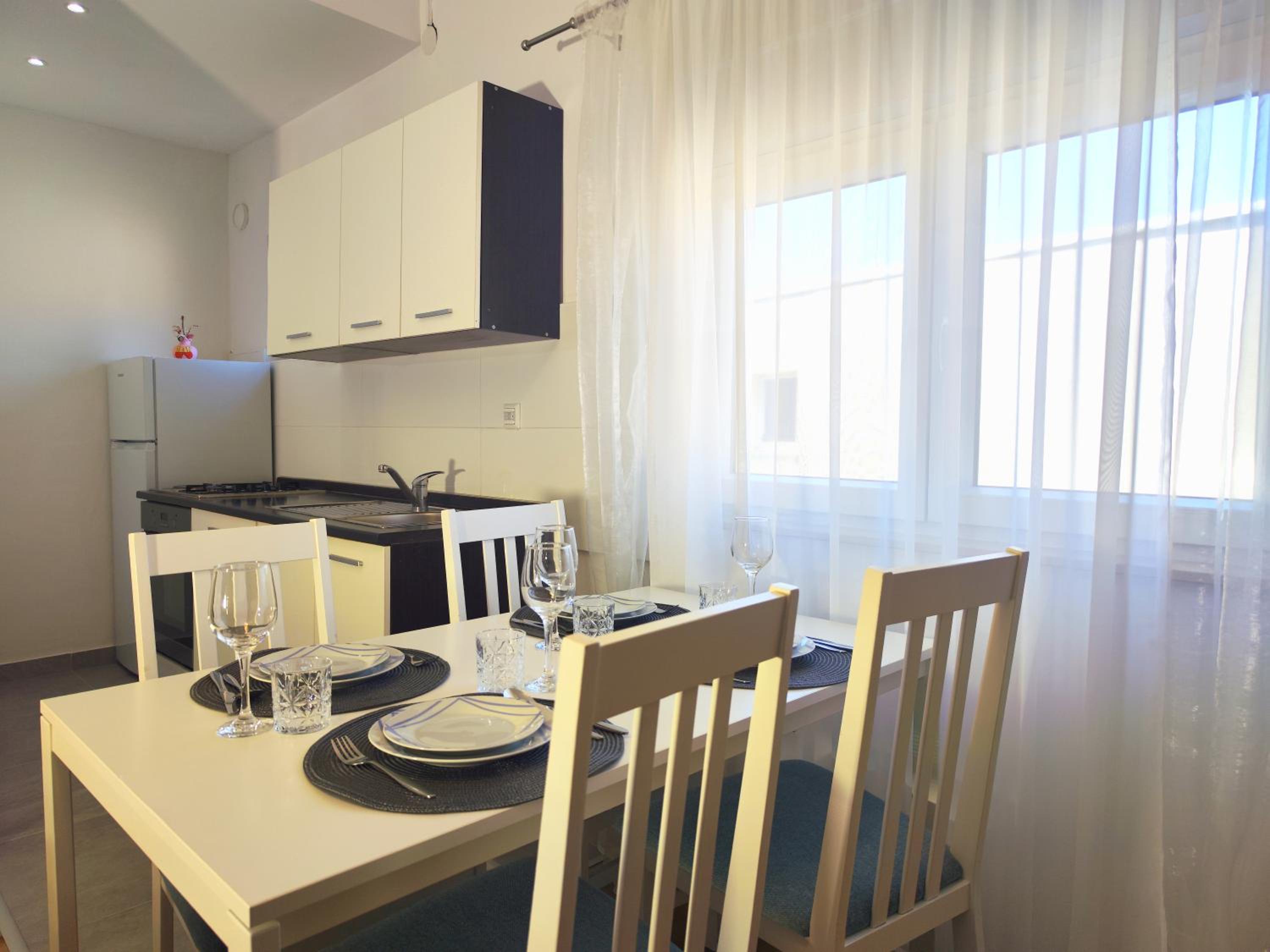 Karmela Apartment - Private parking