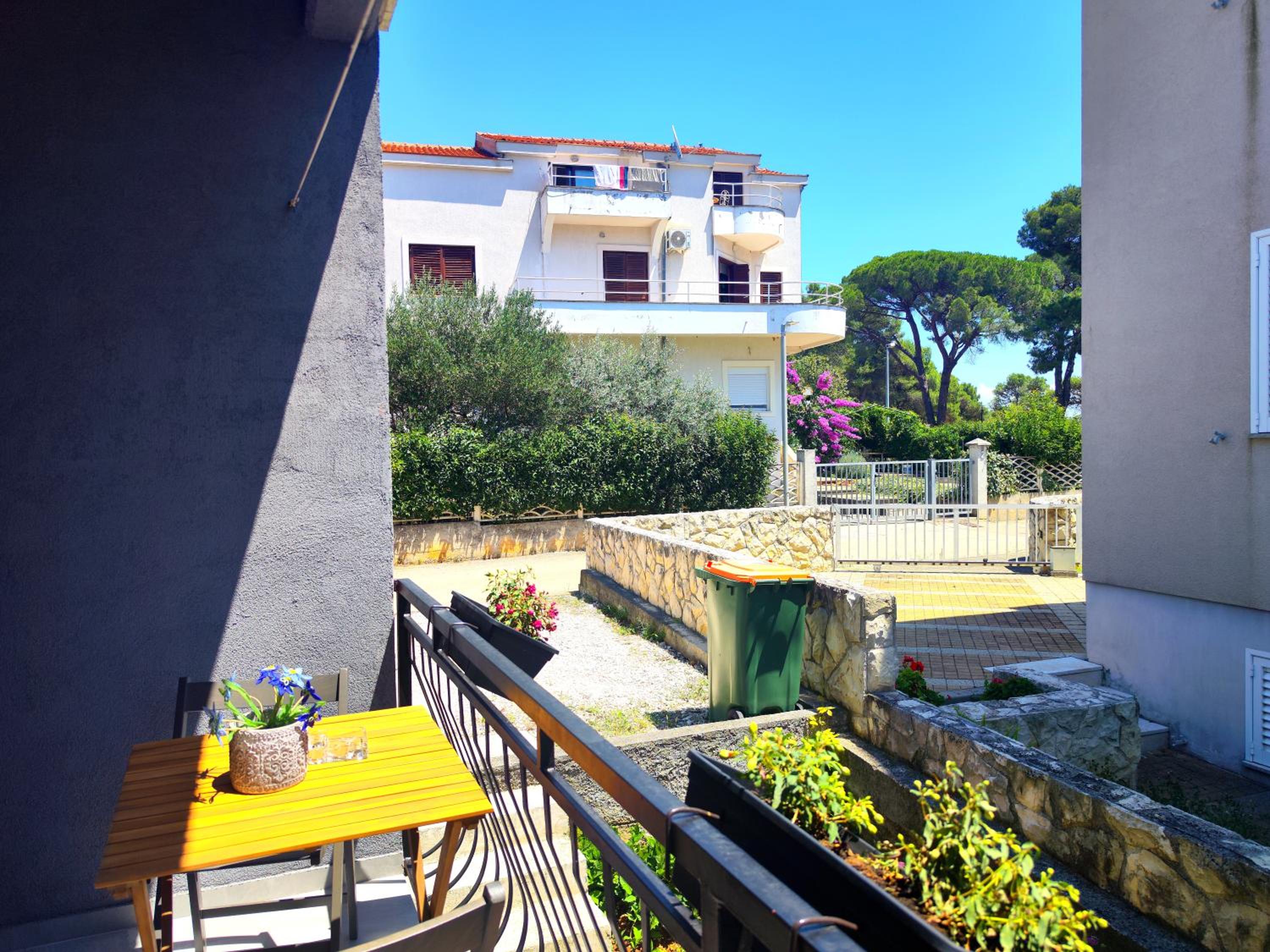 Karmela Apartment - Private parking